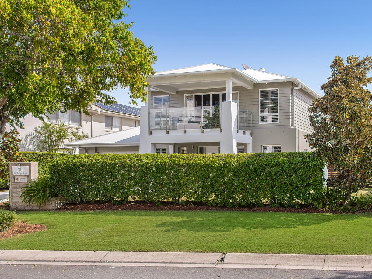 19 Condamine Drive, Sinnamon Park - Image 1