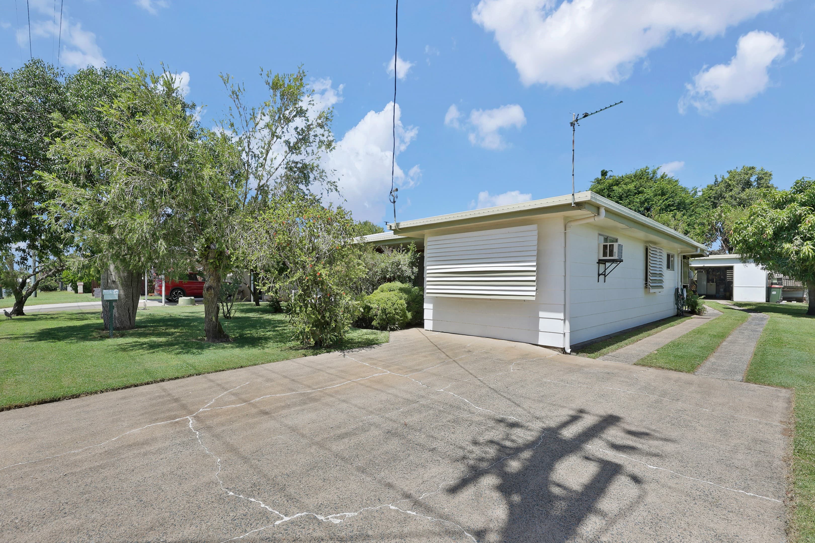 19 Fatnowna Street, Andergrove — photo 1 of 5
