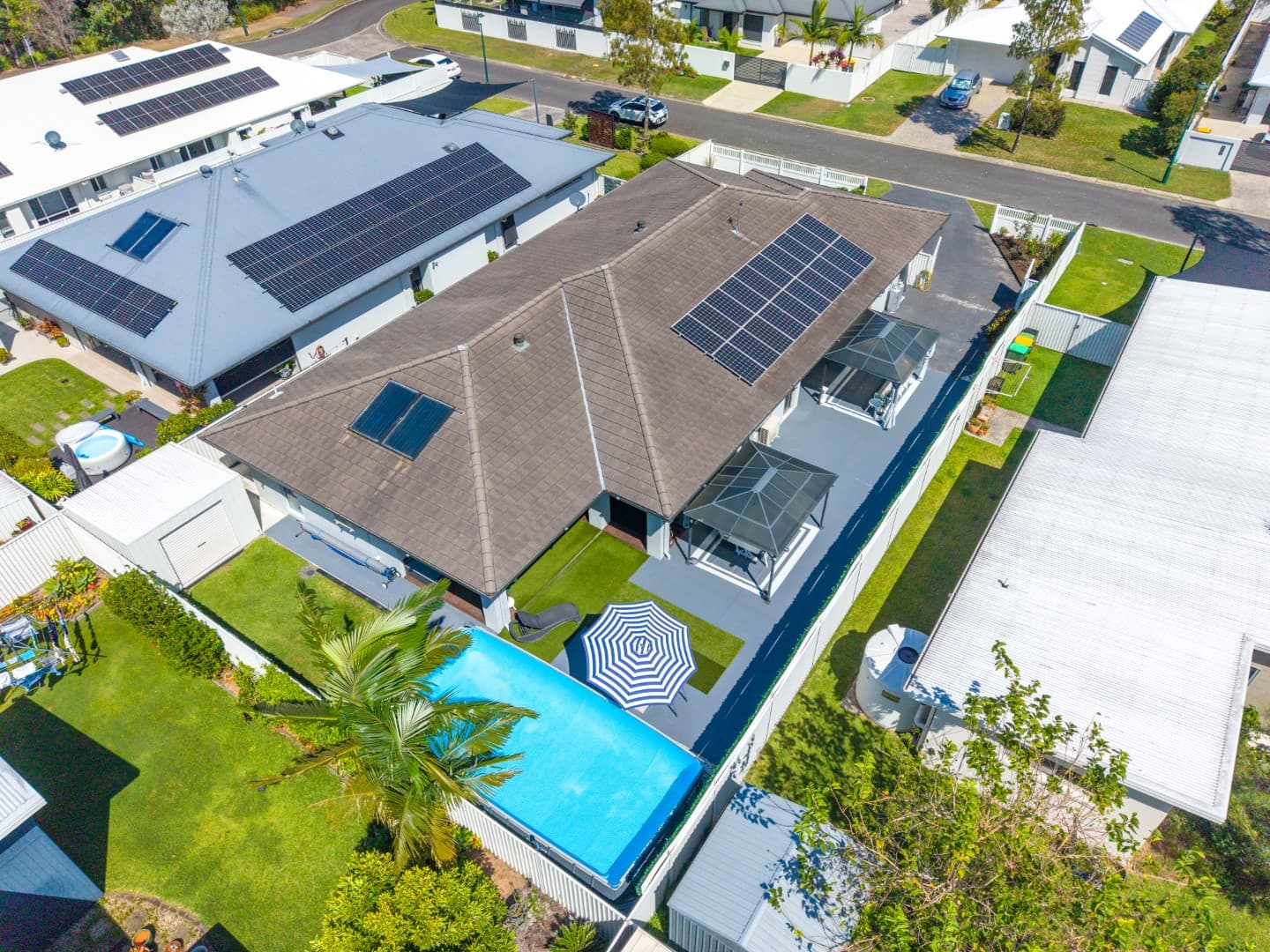 11 Sylvie Street, Pelican Waters — photo 1 of 5