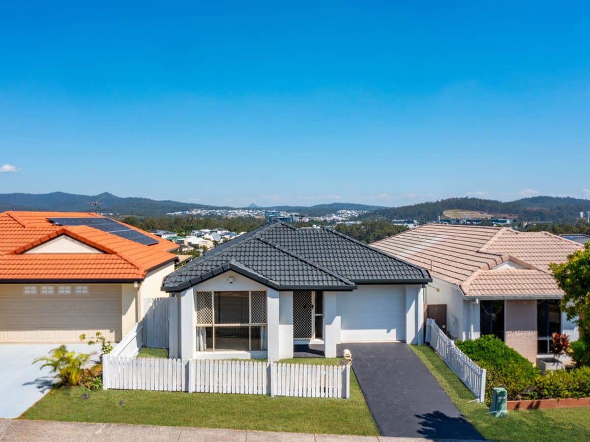 16 Opossum Circuit, Springfield Lakes - Image 1