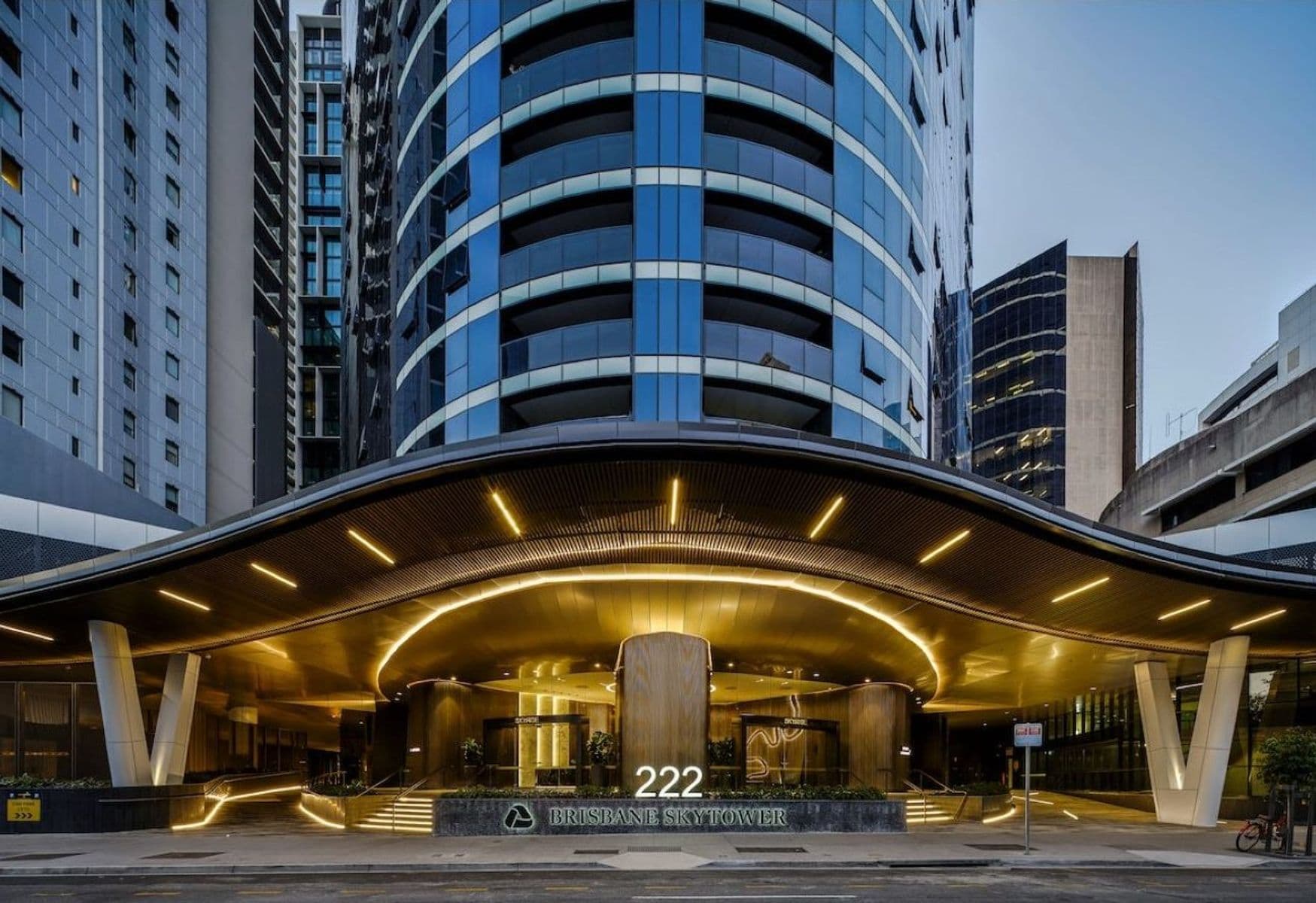 4205/222 Margaret Street, Brisbane City - Image 1