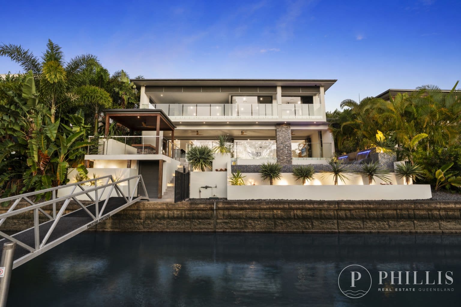 2515 Cressbrook Drive, Hope Island — photo 1 of 5