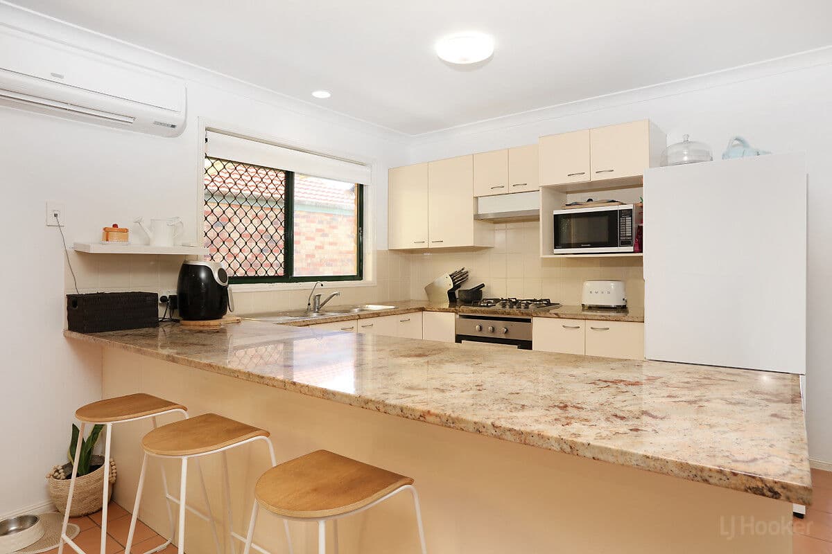 14 Bernini Drive, Coombabah - Image 1