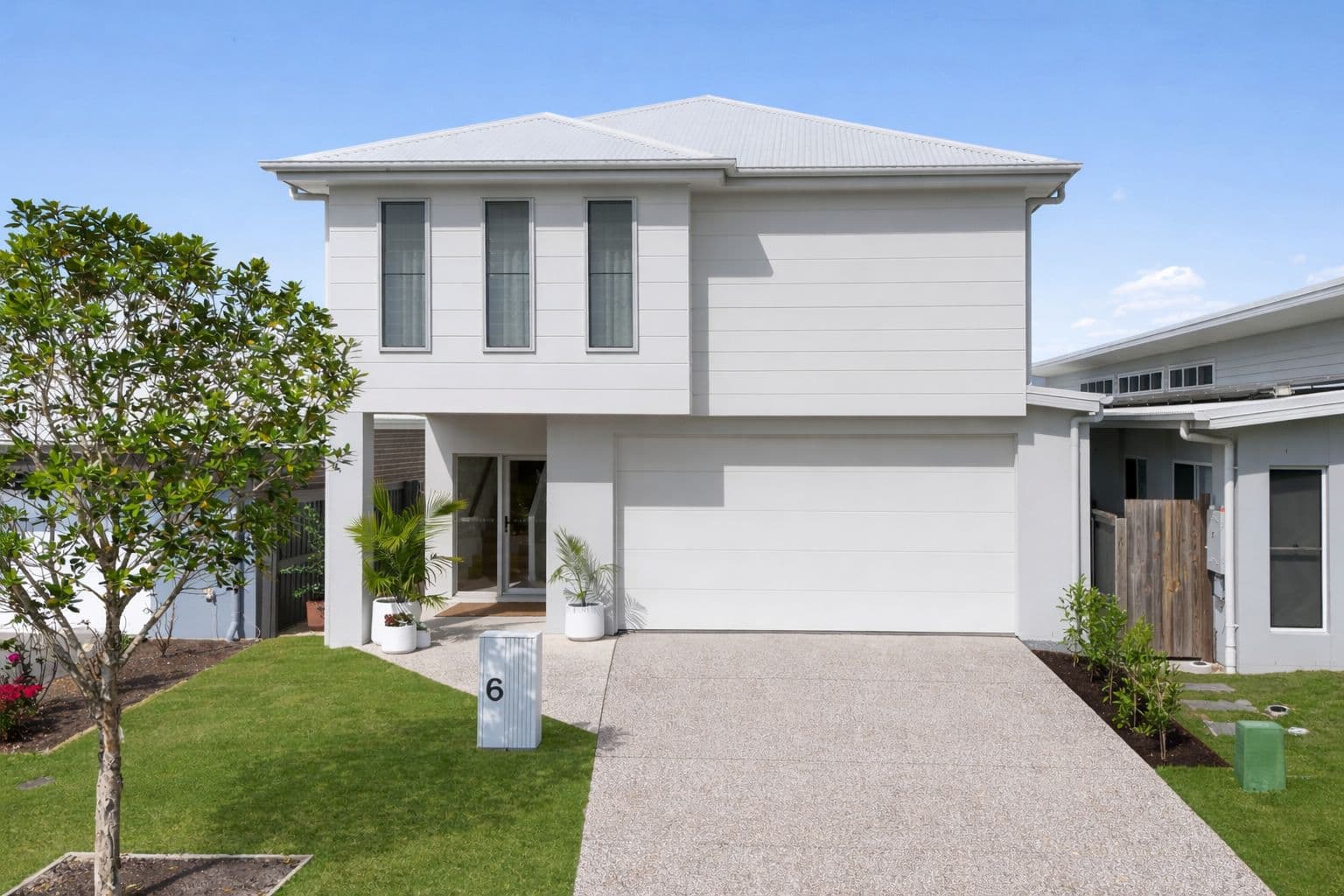 6 Jacana Close, Palmview — photo 1 of 5