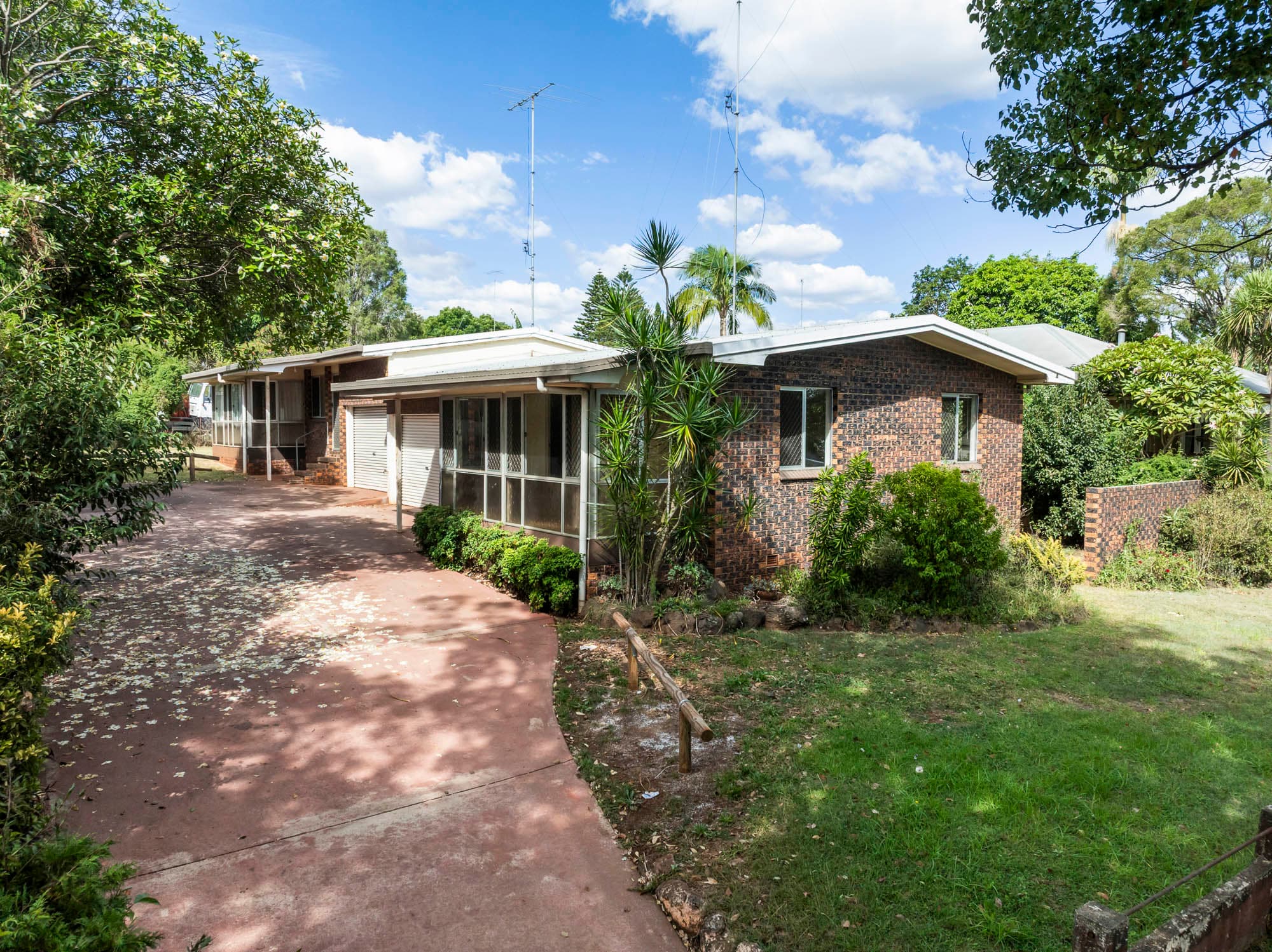 1 & 2/212 Ruthven Street, North Toowoomba — photo 1 of 5