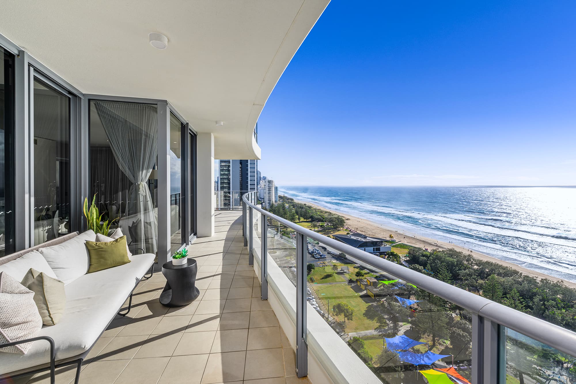 47/173 Old Burleigh Road, Broadbeach — photo 1 of 5