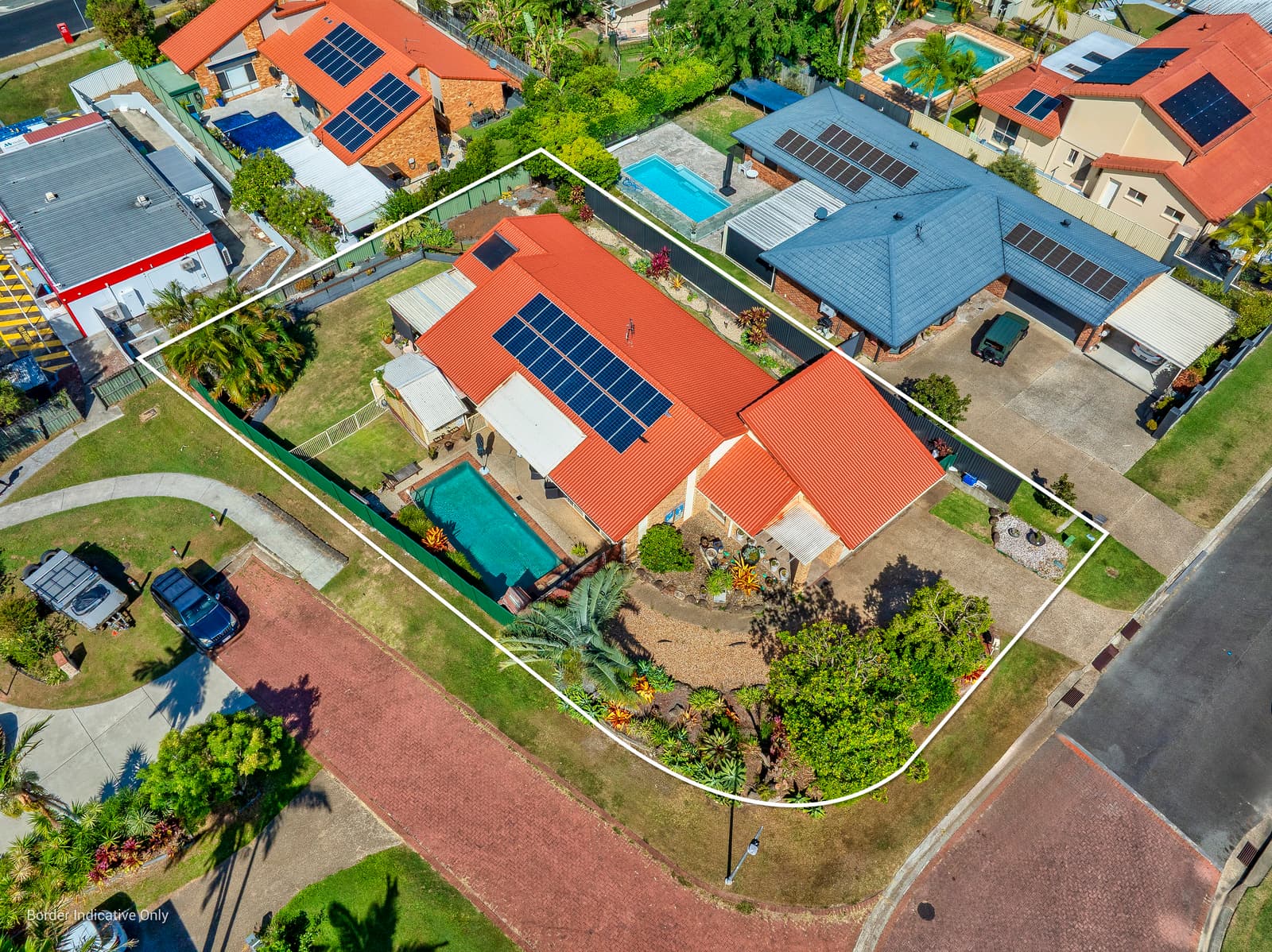 13 Devlin Street, Parkwood - Image 1