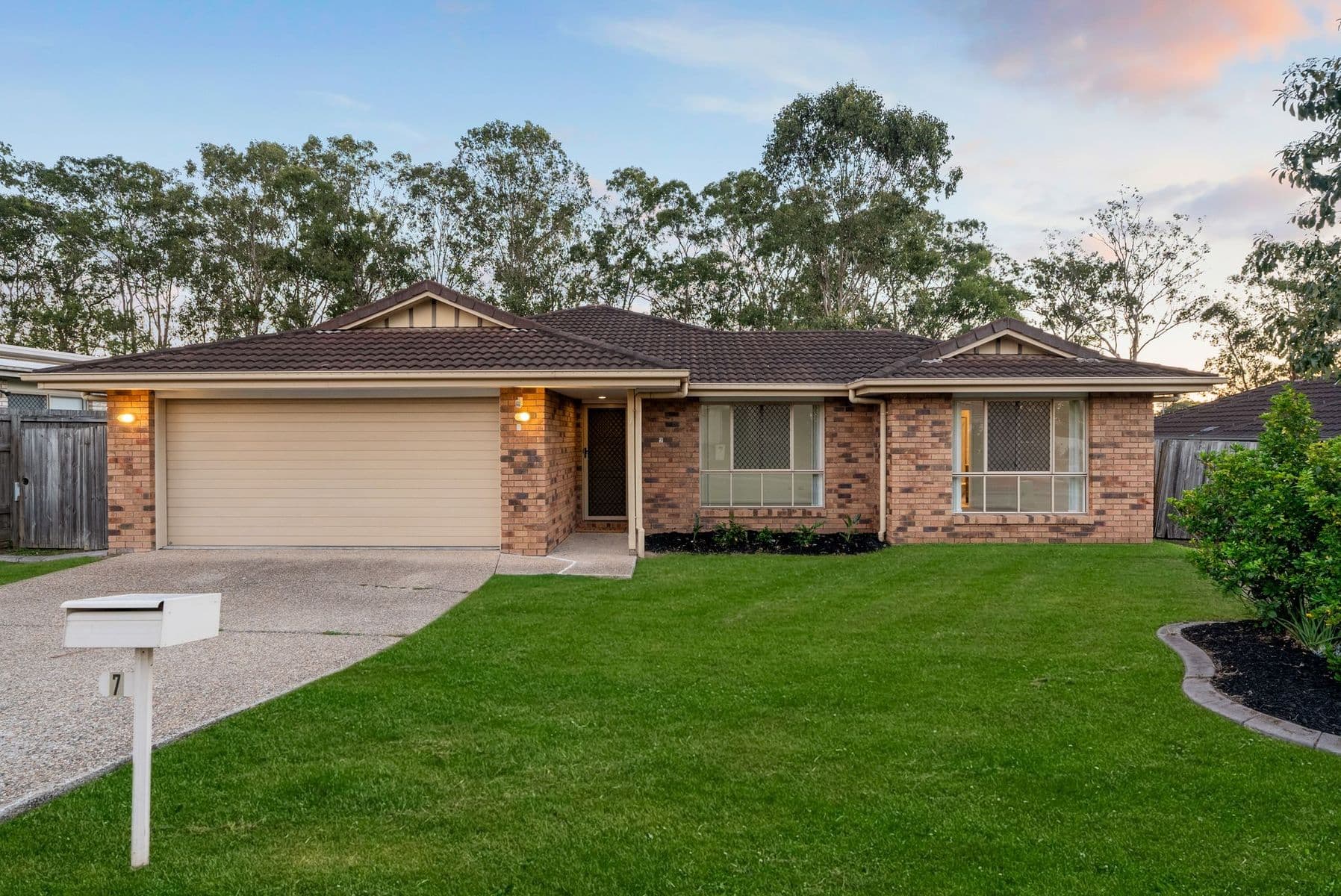 7 SIFFLEET STREET, Bellbird Park - Image 1