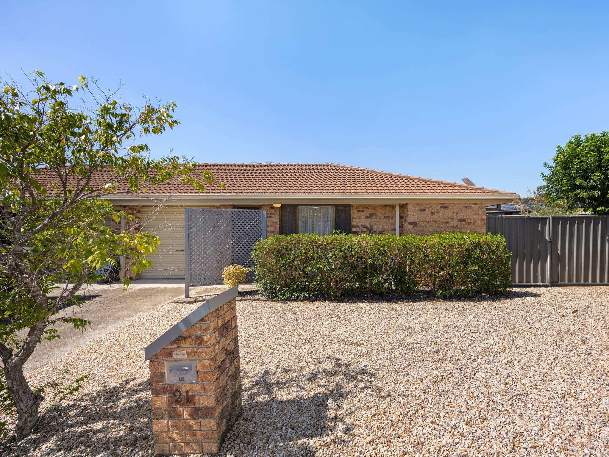 2/21 Ashvale Street, Flinders View