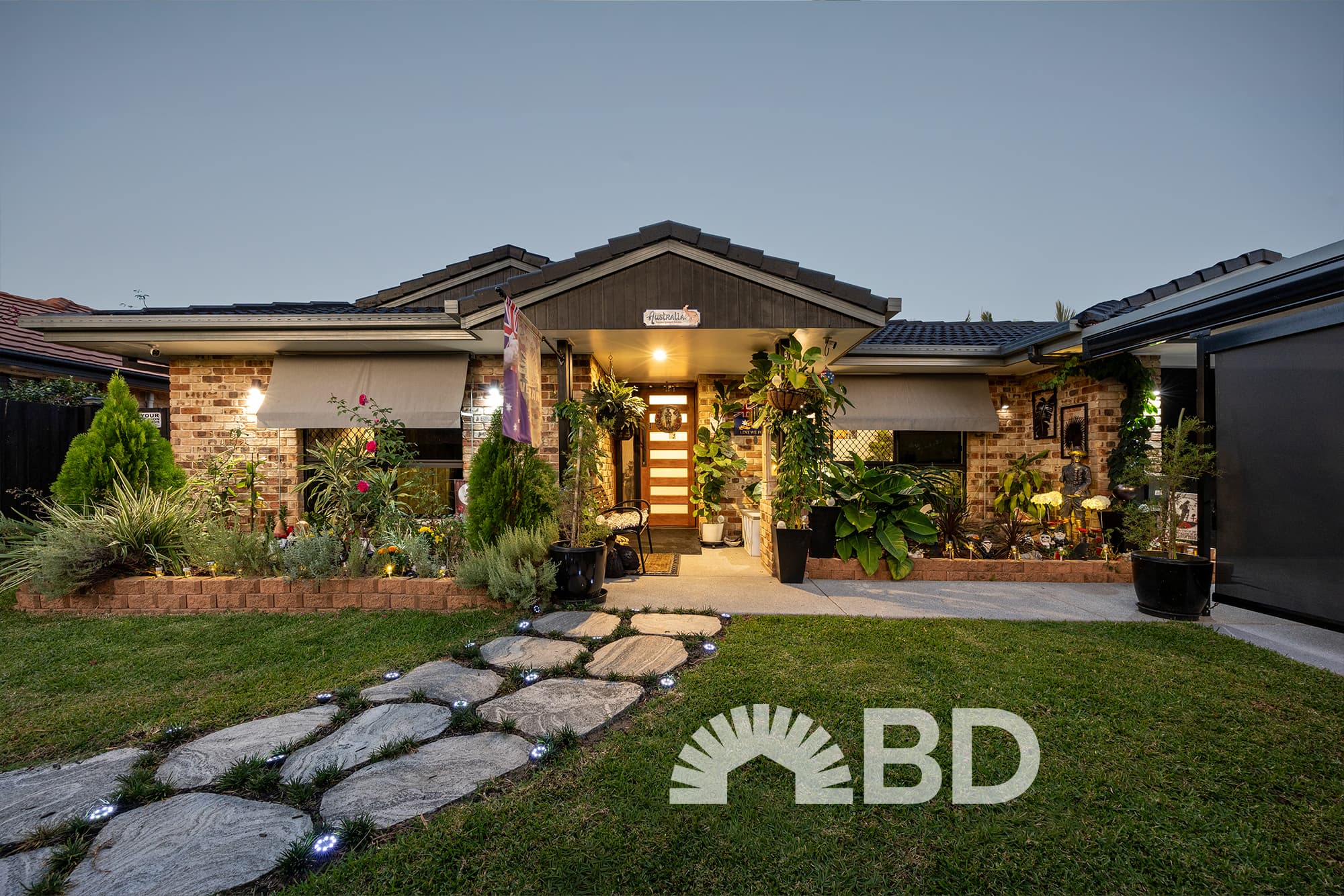 20 Riverwood Drive, Bellmere — photo 1 of 5
