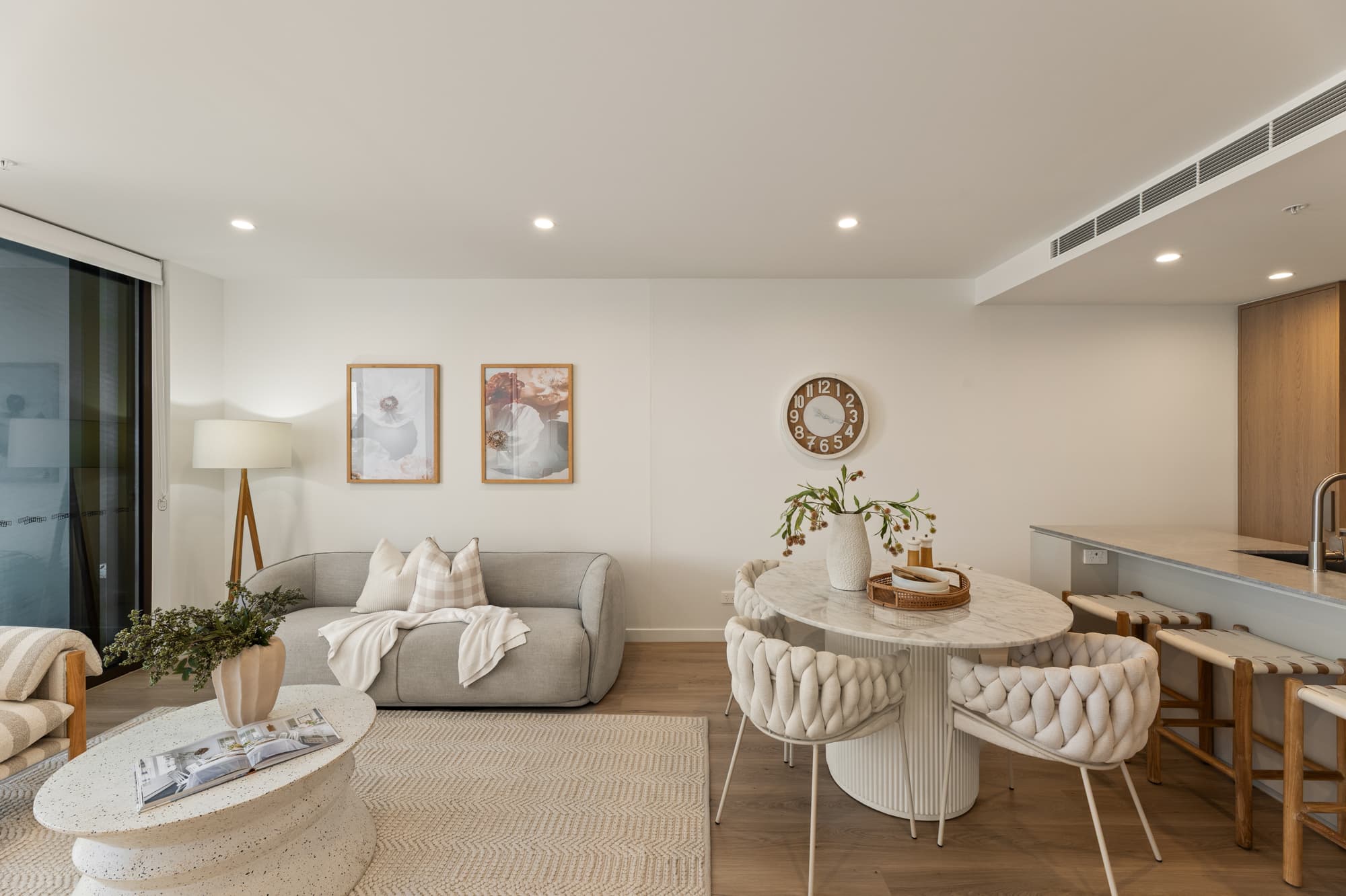 808/33 Railway Terrace, Milton — photo 1 of 5