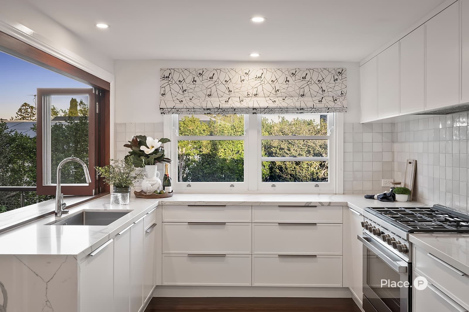 53 Hipwood Road, Hamilton — photo 1 of 5