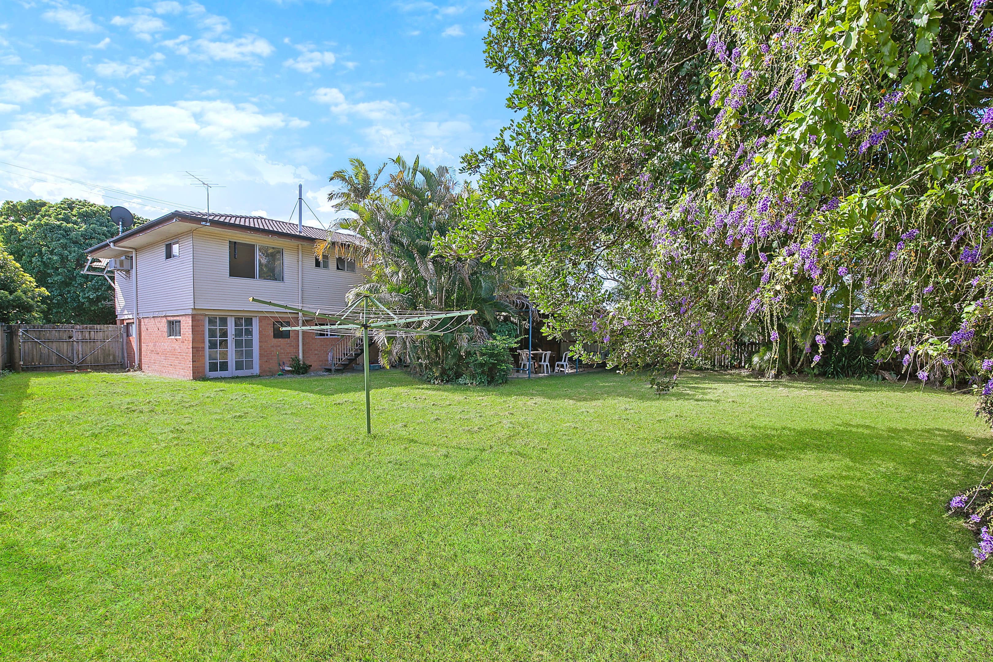 4 Greensill Road, Albany Creek — photo 1 of 5