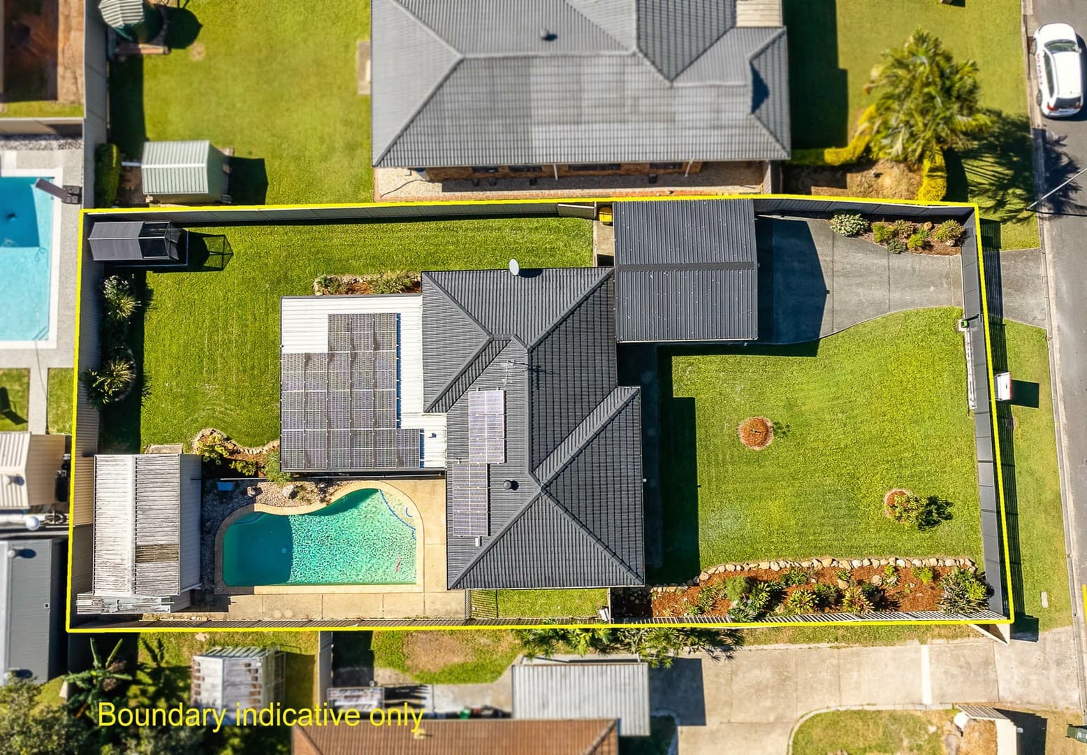 6 Merloo Drive, Nerang — photo 1 of 5