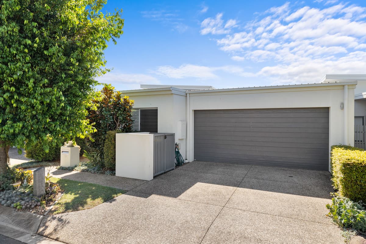 29/20 Salisbury Street, Redland Bay — photo 1 of 8