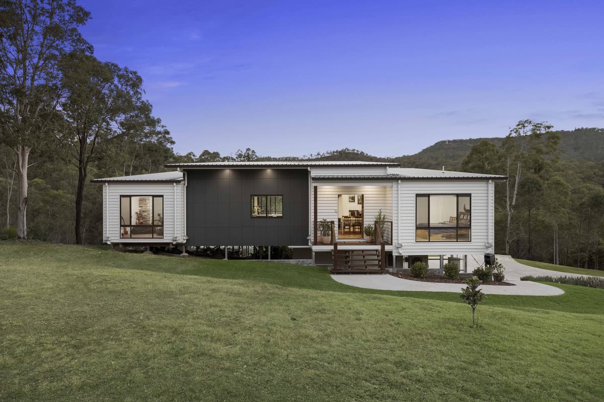 2/81 Tabletop Road, Withcott