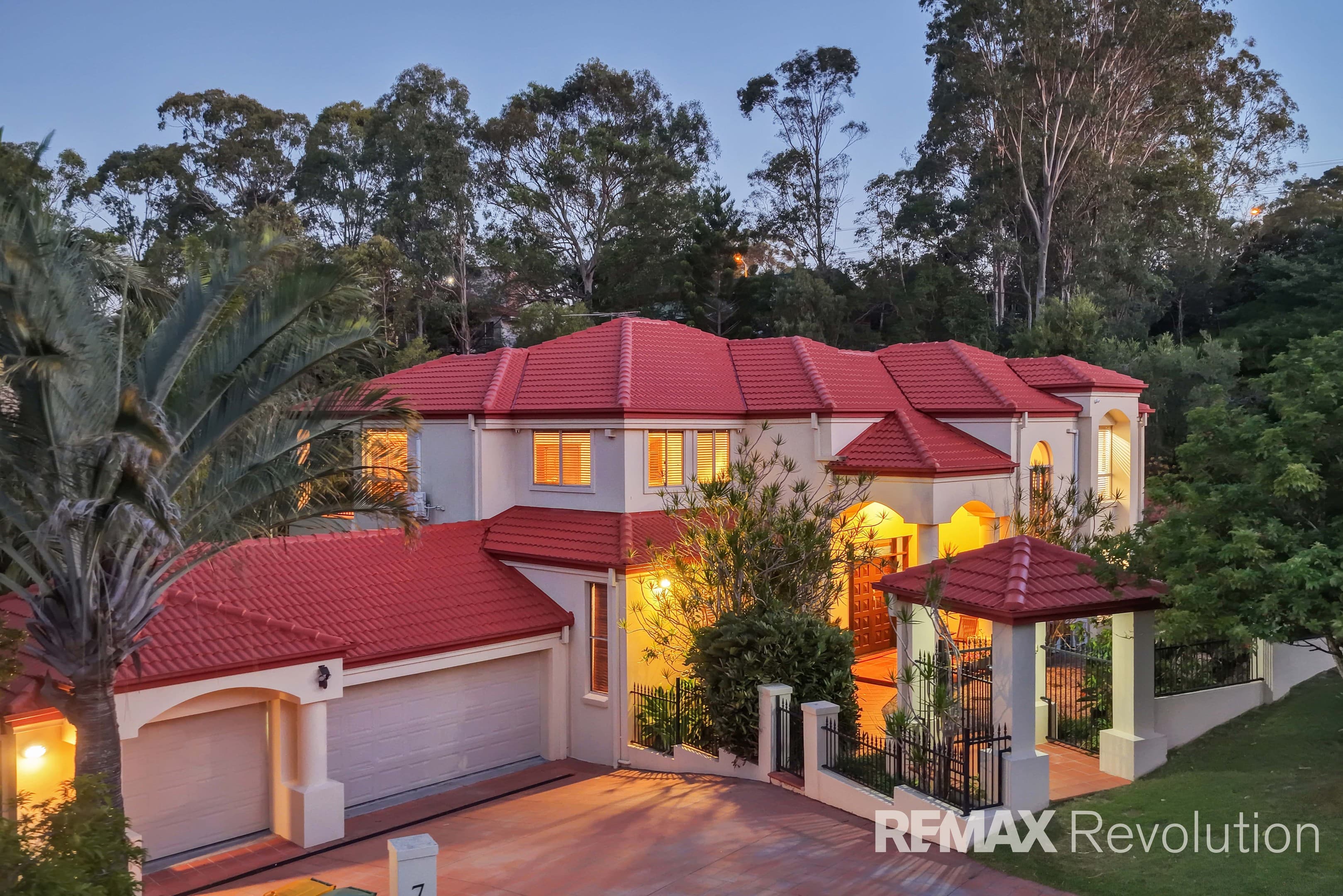 7-11 Beagle Street, Shailer Park - Image 1