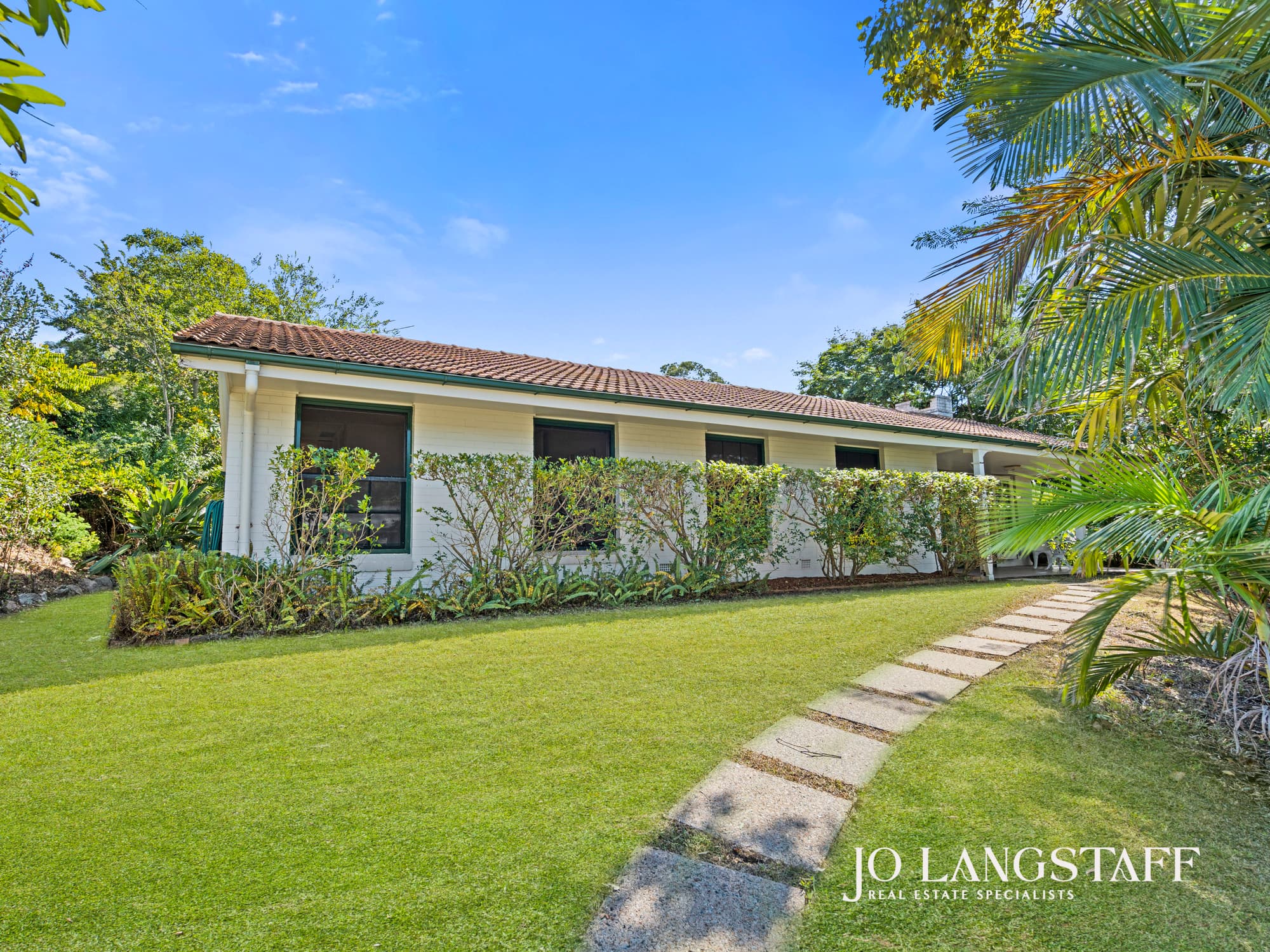 5 Jedburgh Street, Kenmore - Image 1