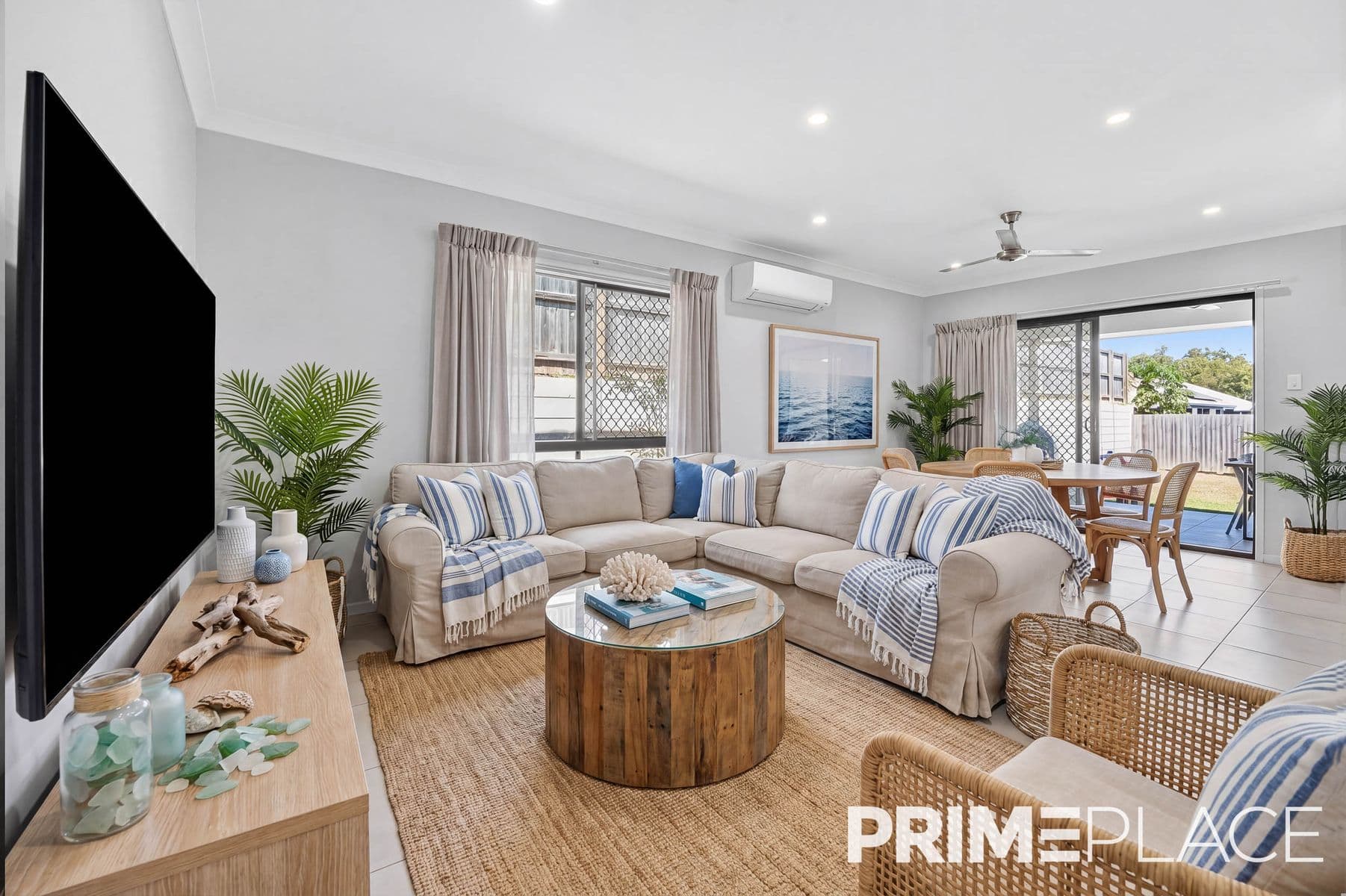 21 AURORA STREET, Spring Mountain — photo 1 of 5