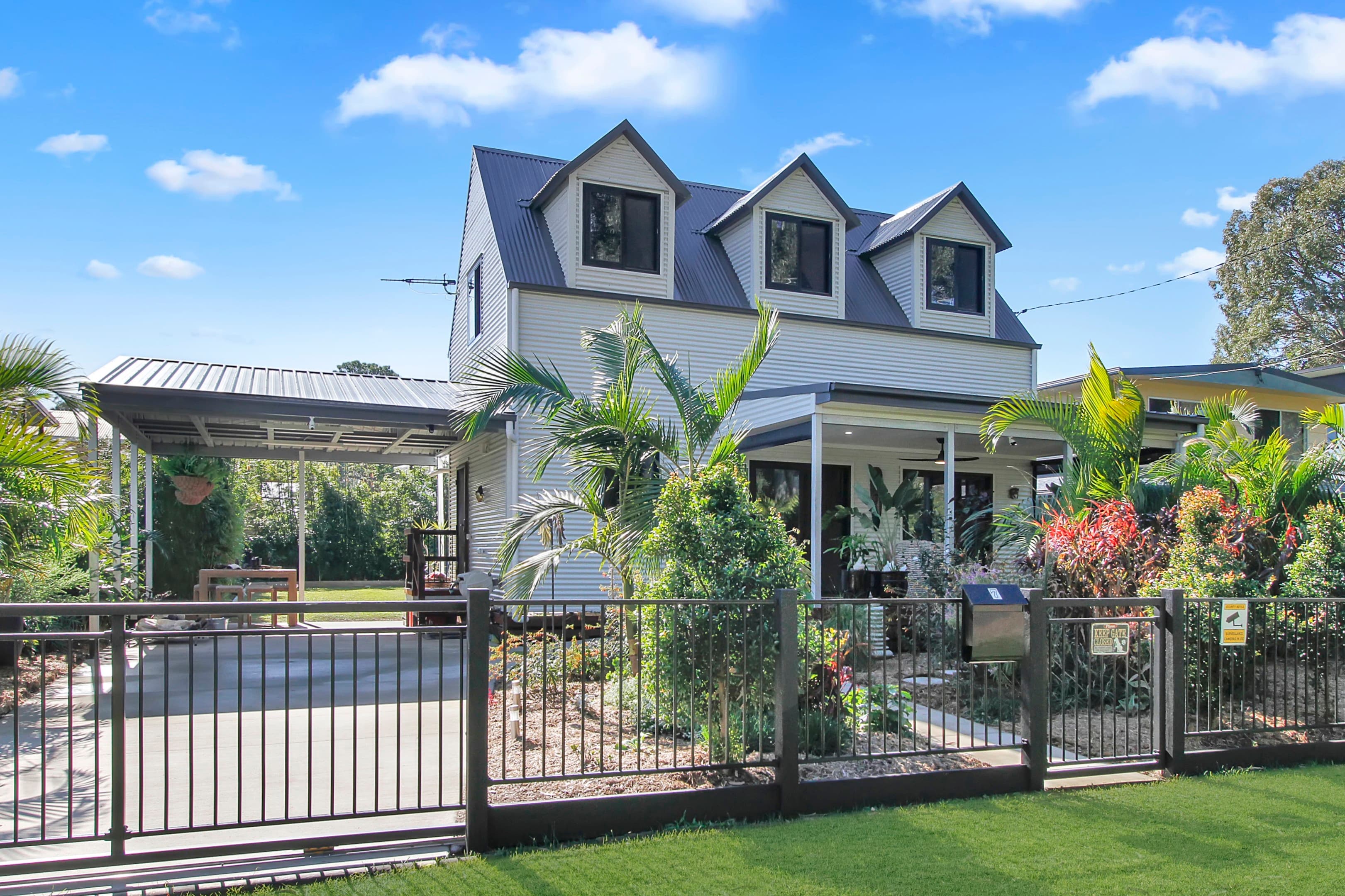7 Kim Crescent, Macleay Island - Image 1