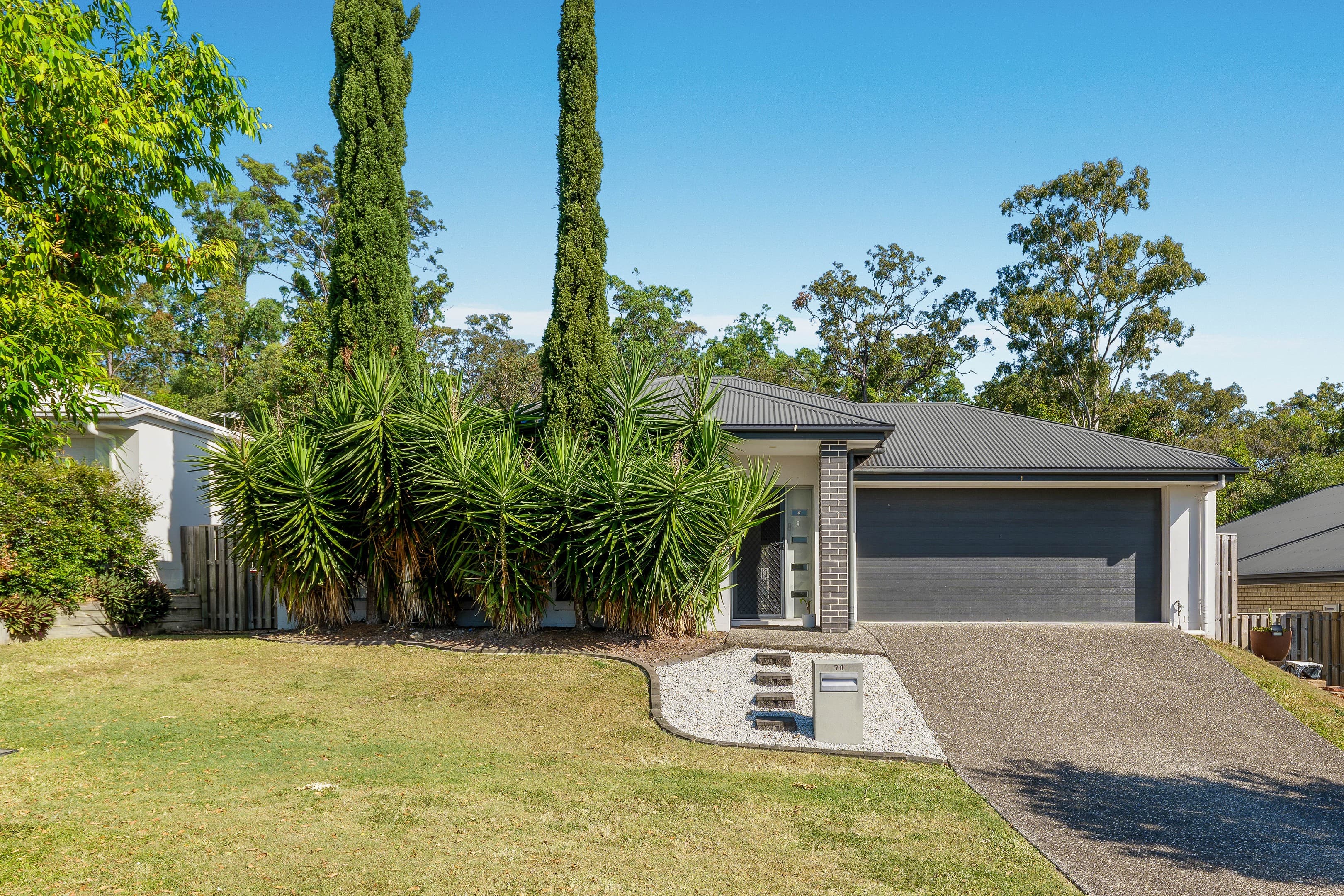 70 Mieka Crescent, Pimpama - Image 1