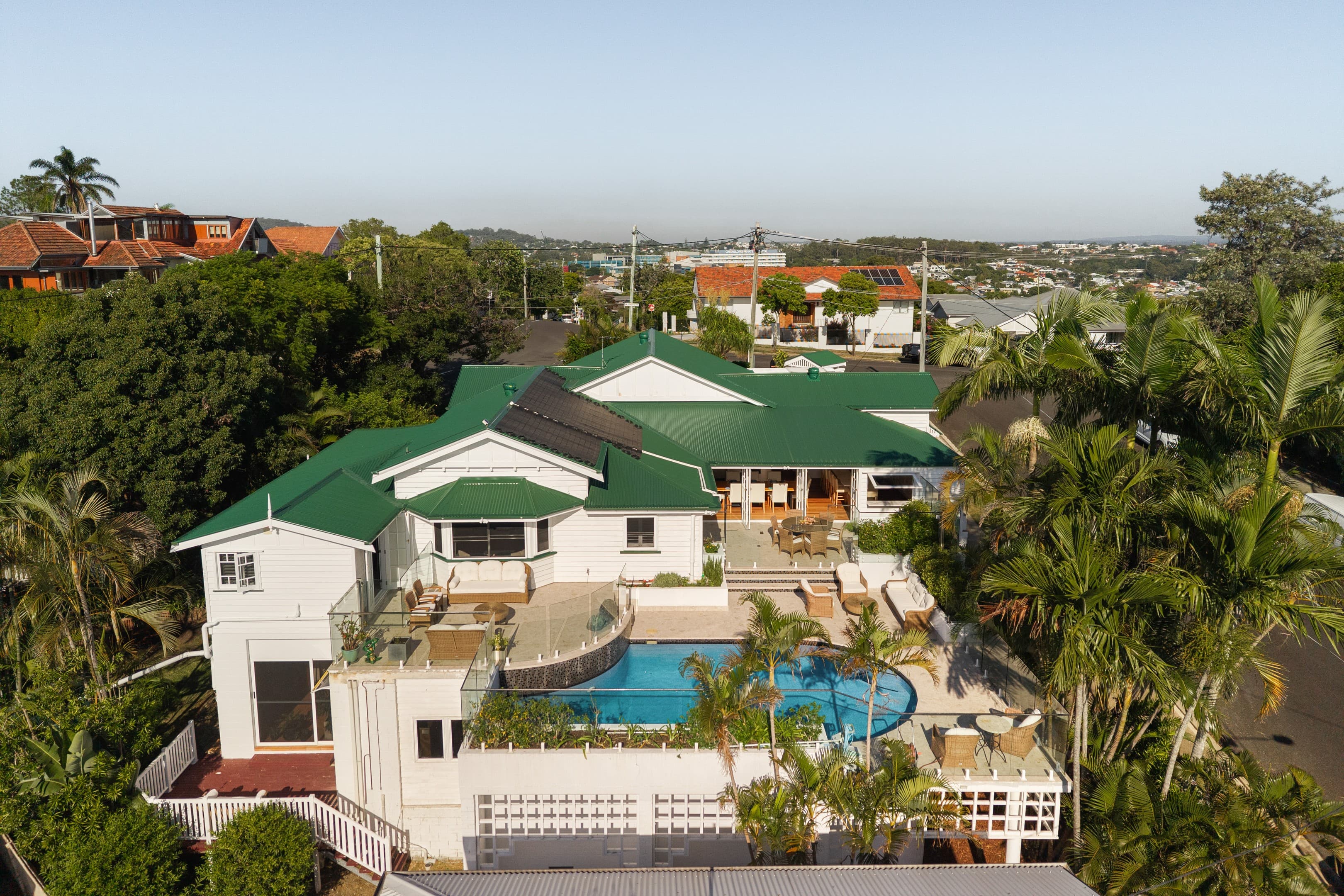 28 Henzell Terrace, Greenslopes — photo 1 of 5