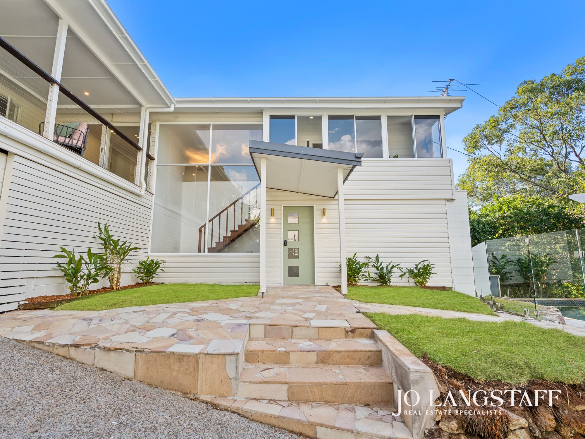 19 Akuna Street, Kenmore - Image 1