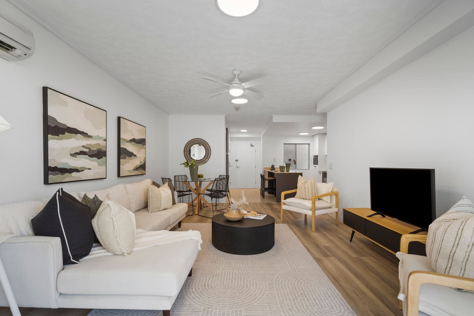 625/66 Sickle Avenue, Hope Island - Image 1
