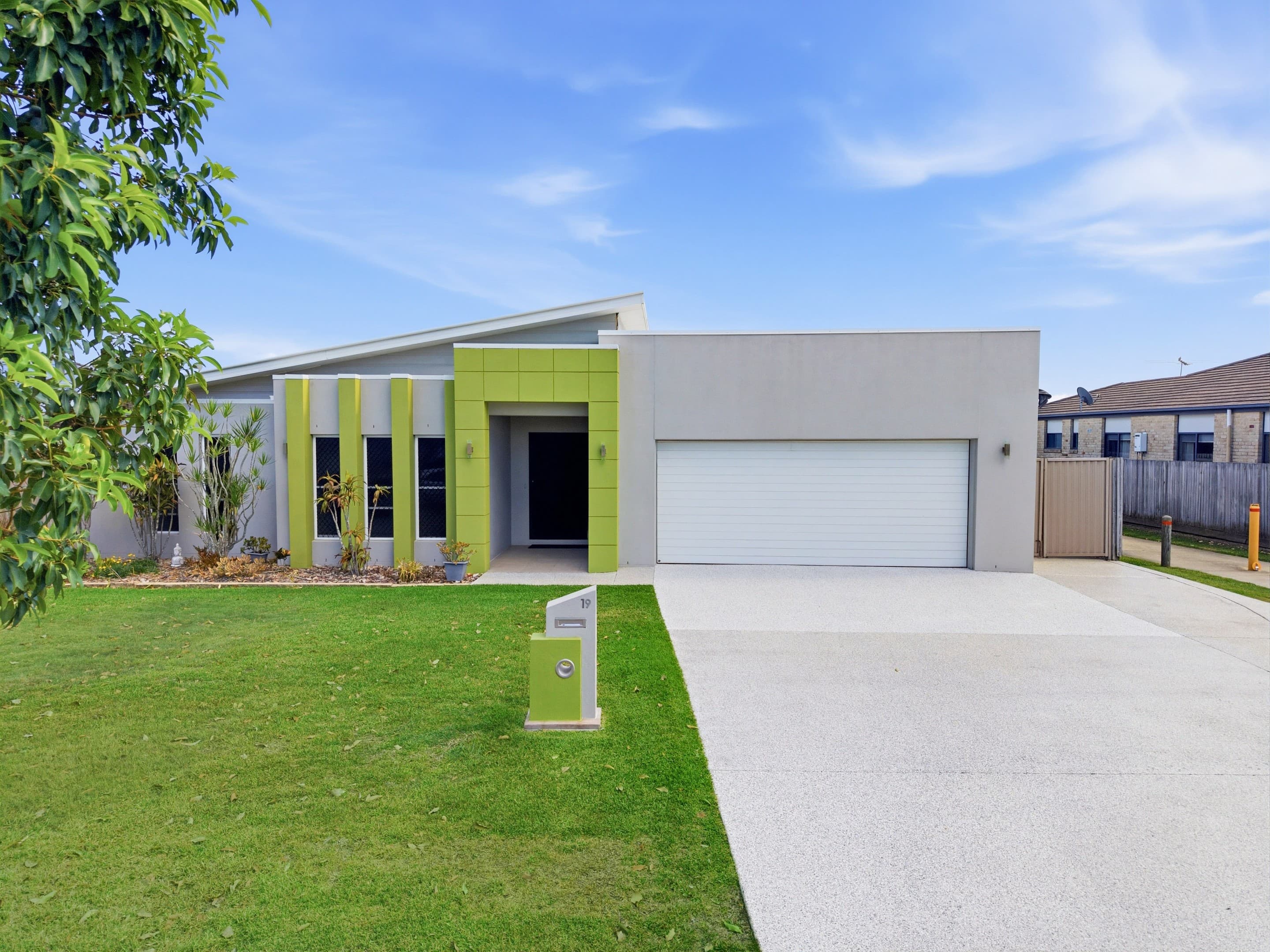 19 River Gum Court, Loganholme - Image 1