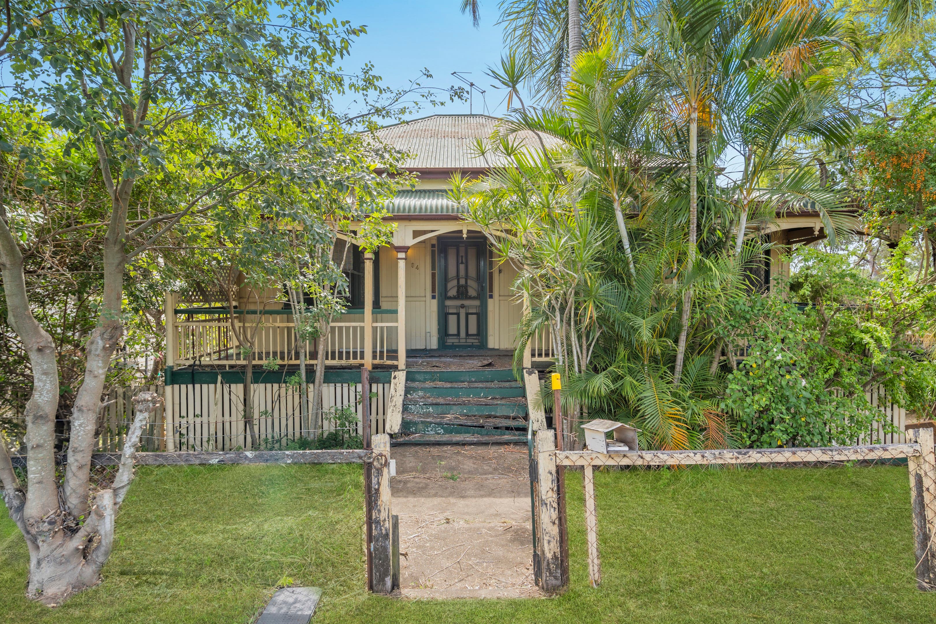 34 Holdsworth Road, North Ipswich - Image 1