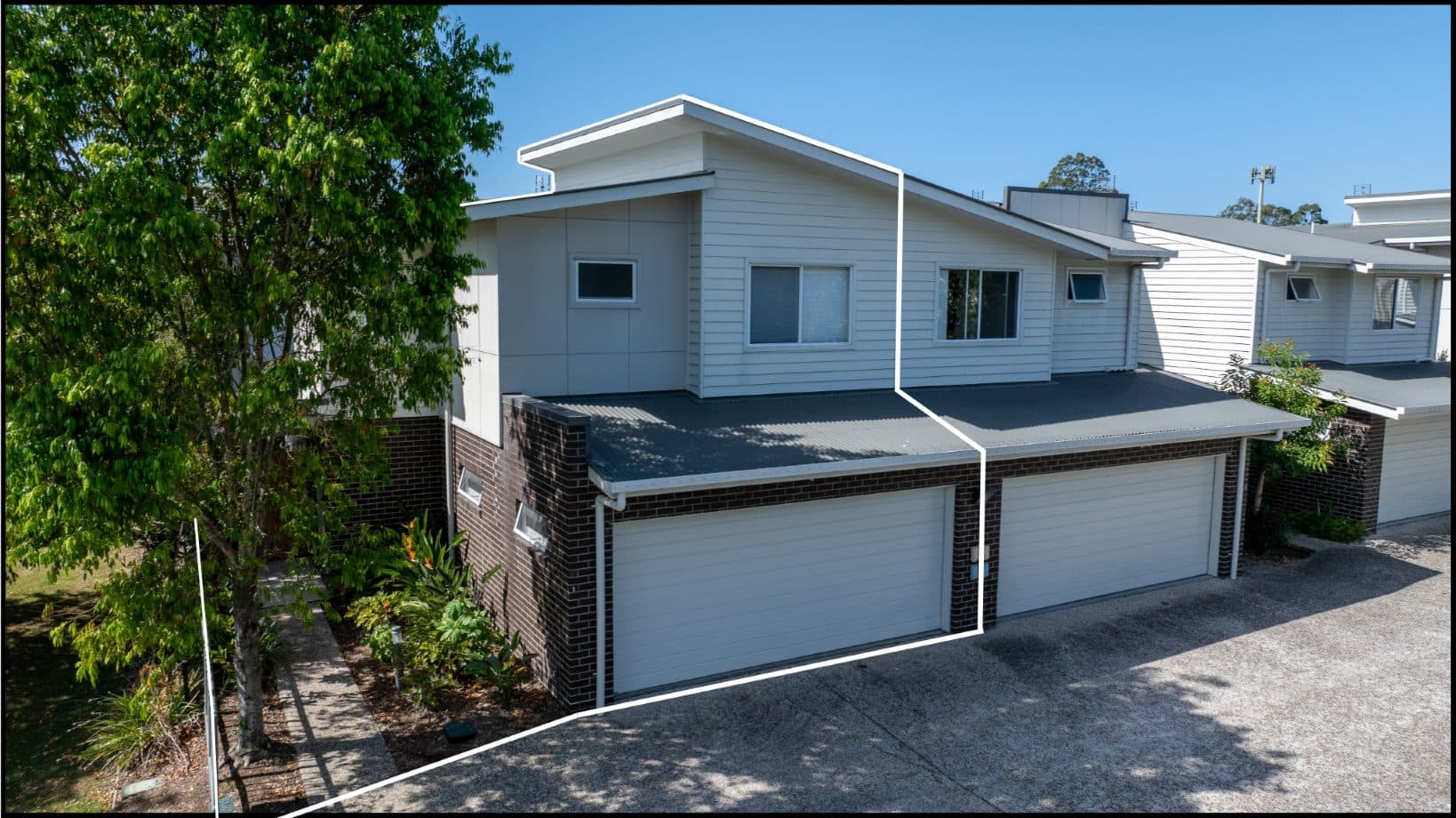 1/28 Careel Close, Helensvale — photo 1 of 5