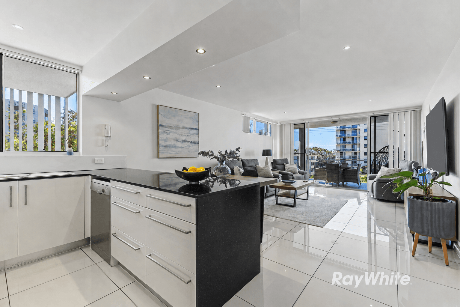 5/75 Sutton Street, Redcliffe — photo 1 of 5