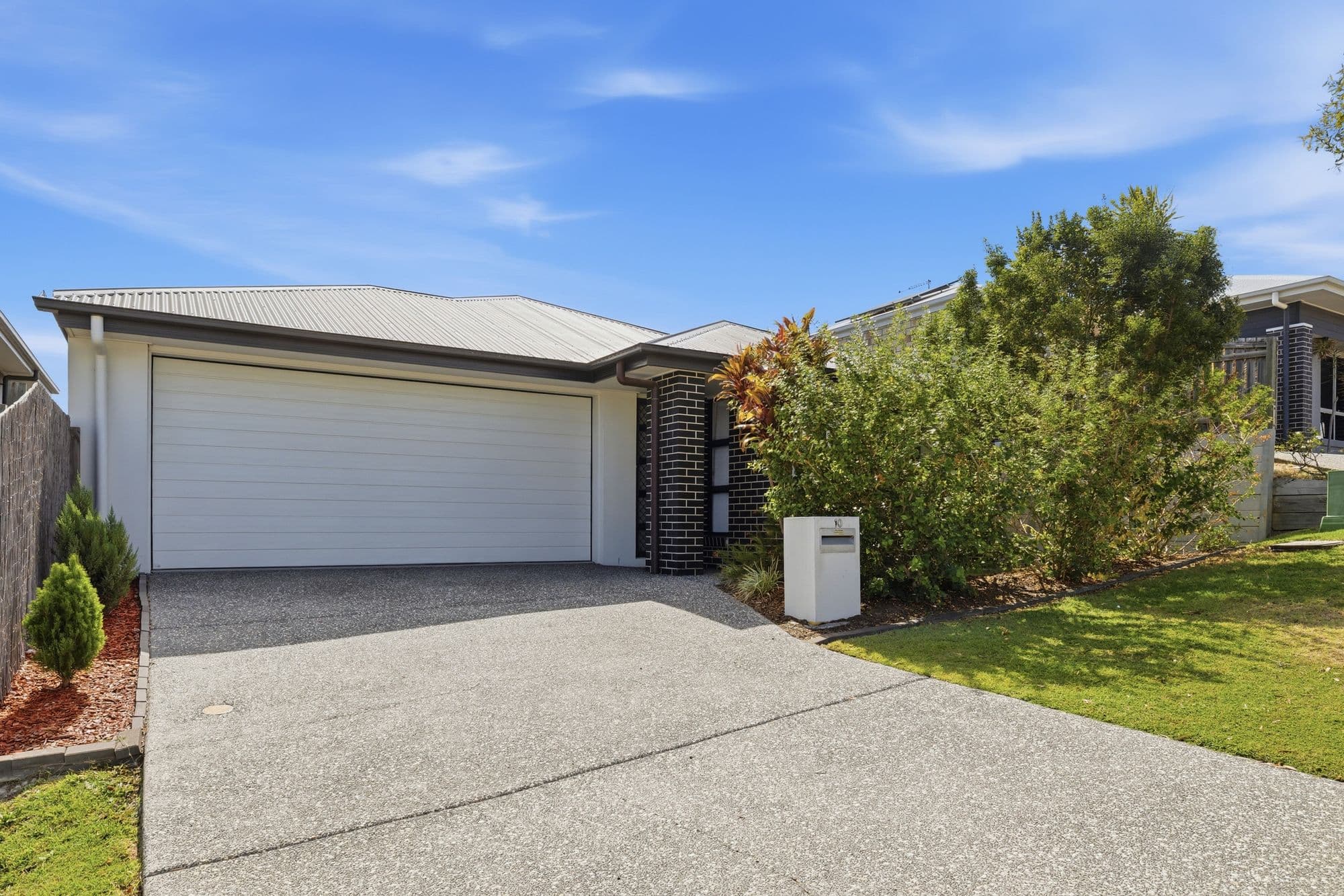 10 Barratta Street, Spring Mountain - Image 1