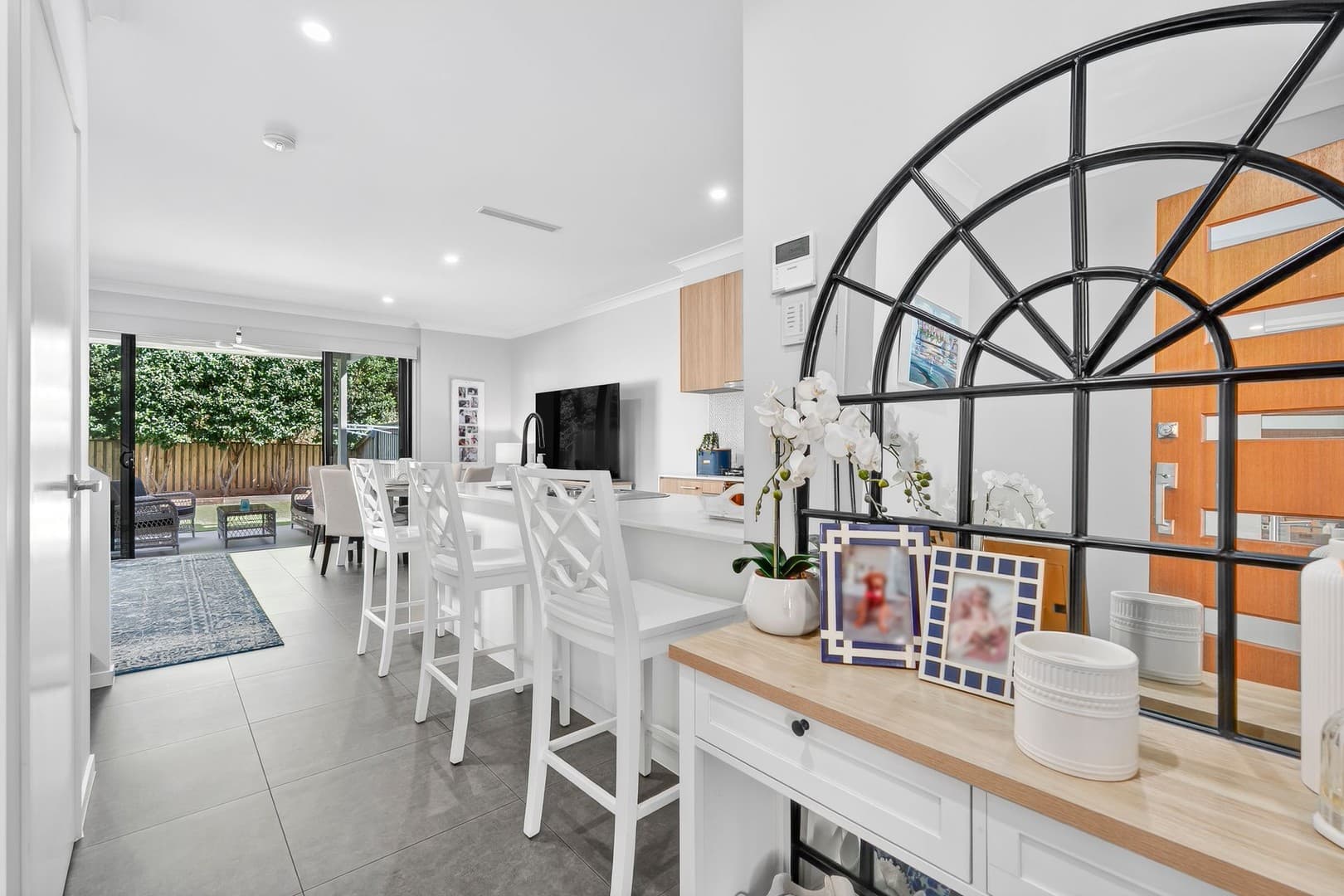 46/28 Bonogin Road, Mudgeeraba — photo 1 of 5