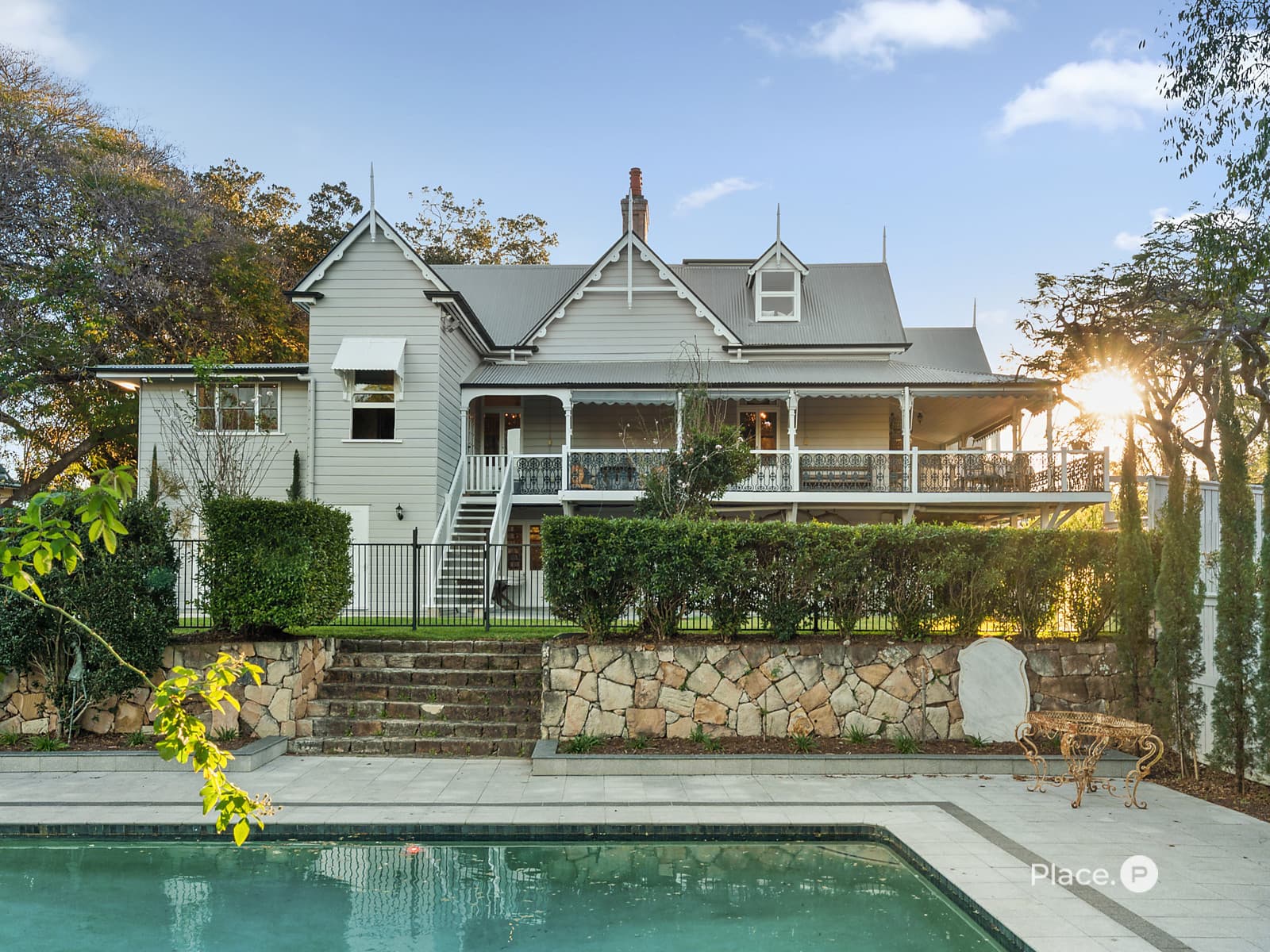 147 Lynne Grove Avenue, Corinda - Image 1