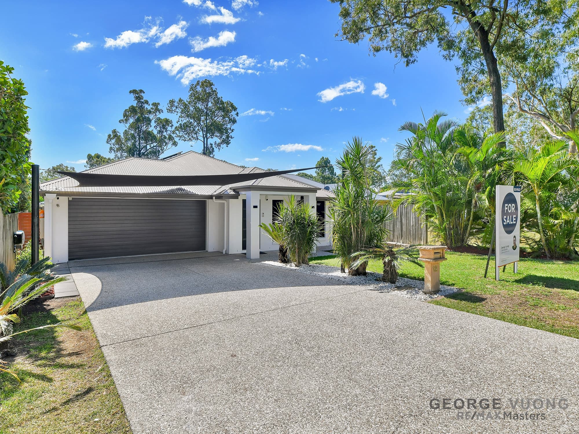 12 Rachele Close, Forest Lake — photo 1 of 5