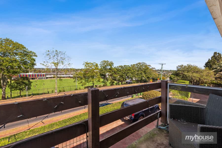 6/43 James Street, East Toowoomba — photo 1 of 5