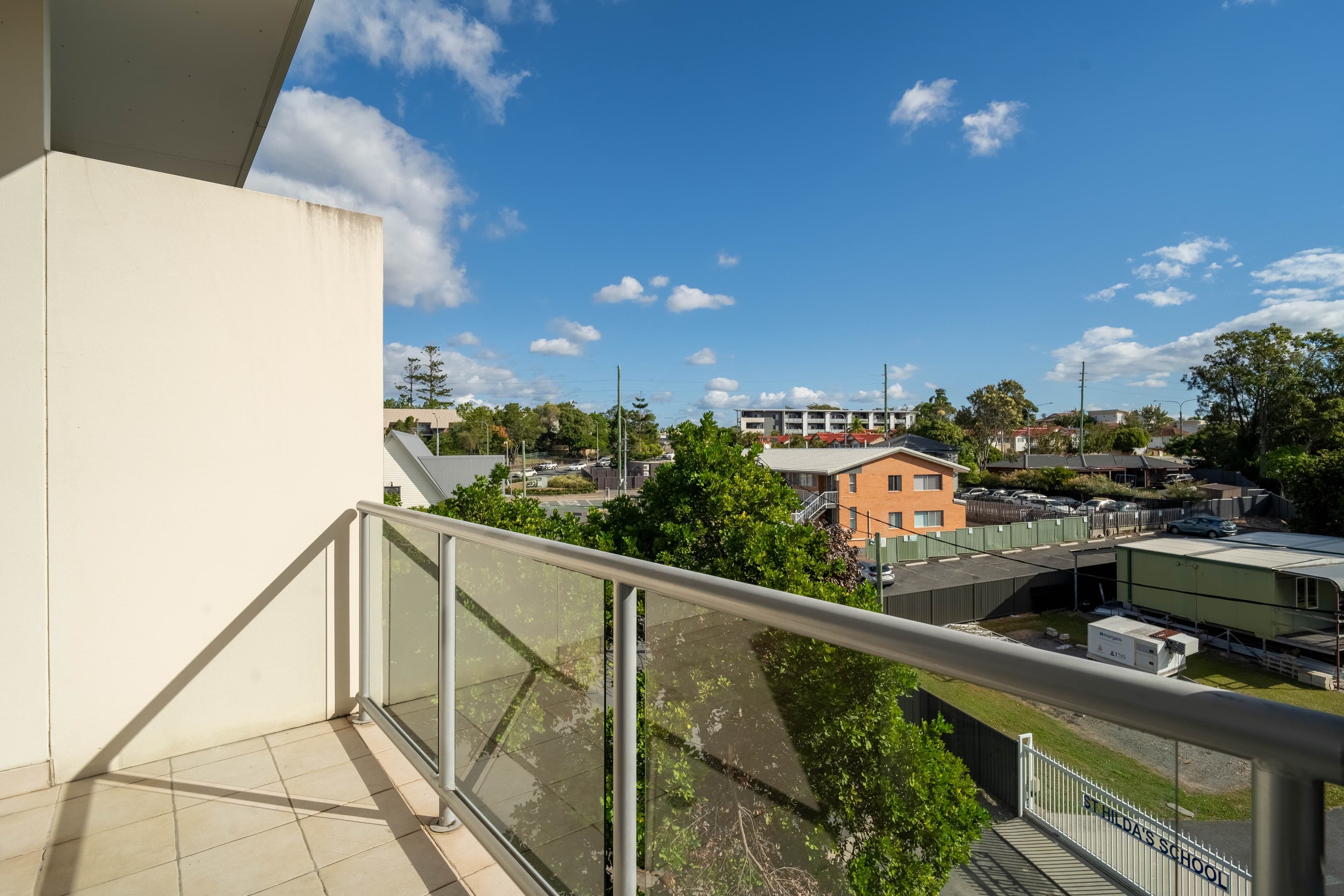 18/5 Carey Lane, Southport - Image 1