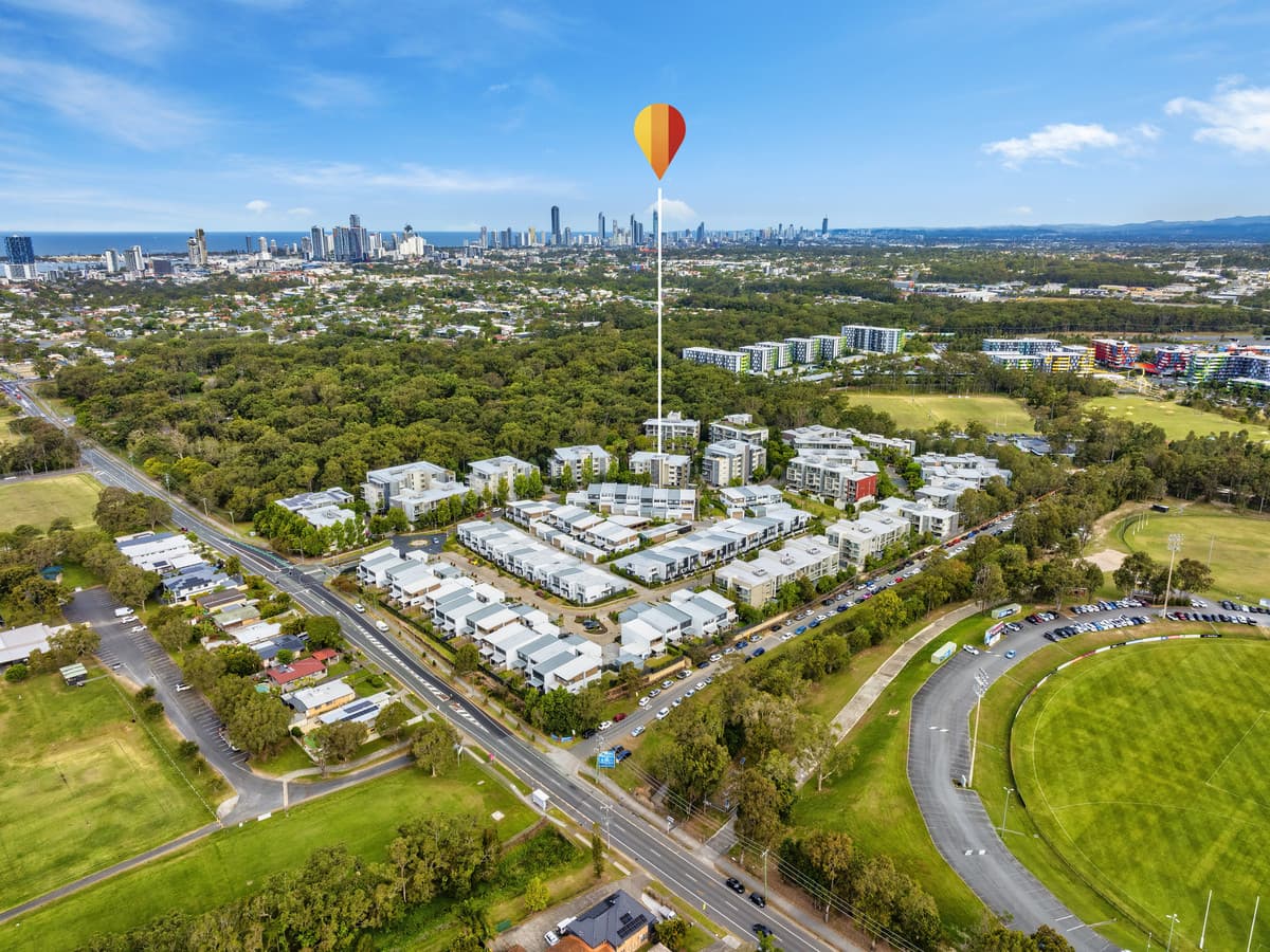 6/154 Musgrave Avenue, Southport - Image 1