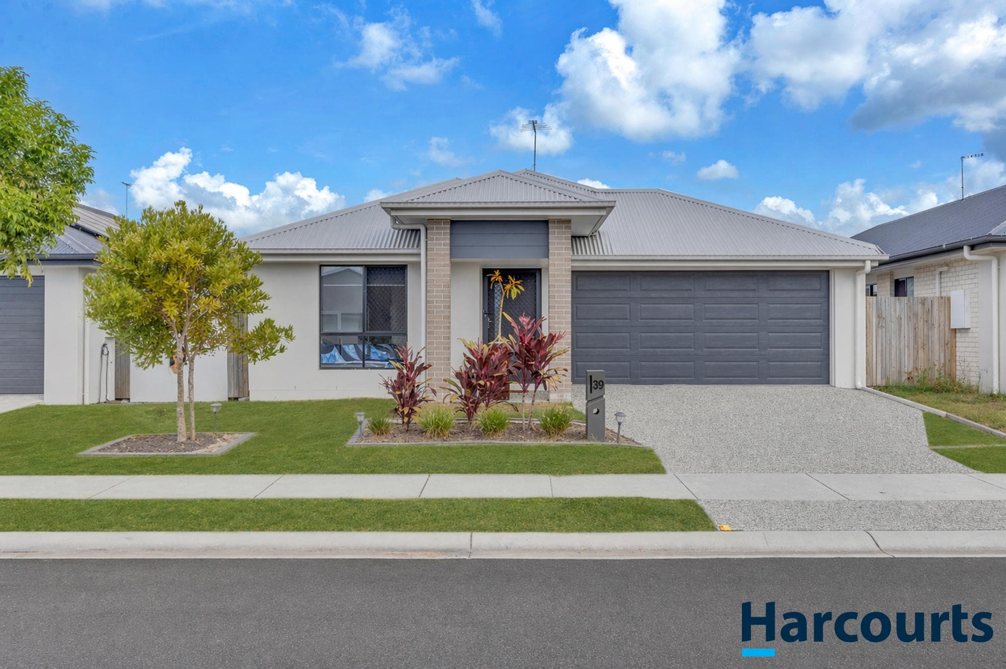 39 Raboki Crescent, Logan Reserve - Image 1