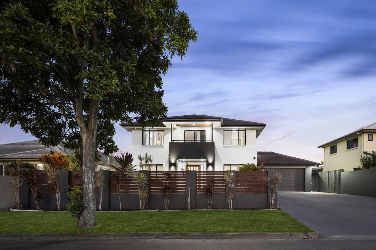 18 Balgowlah Street, Wakerley - Image 1