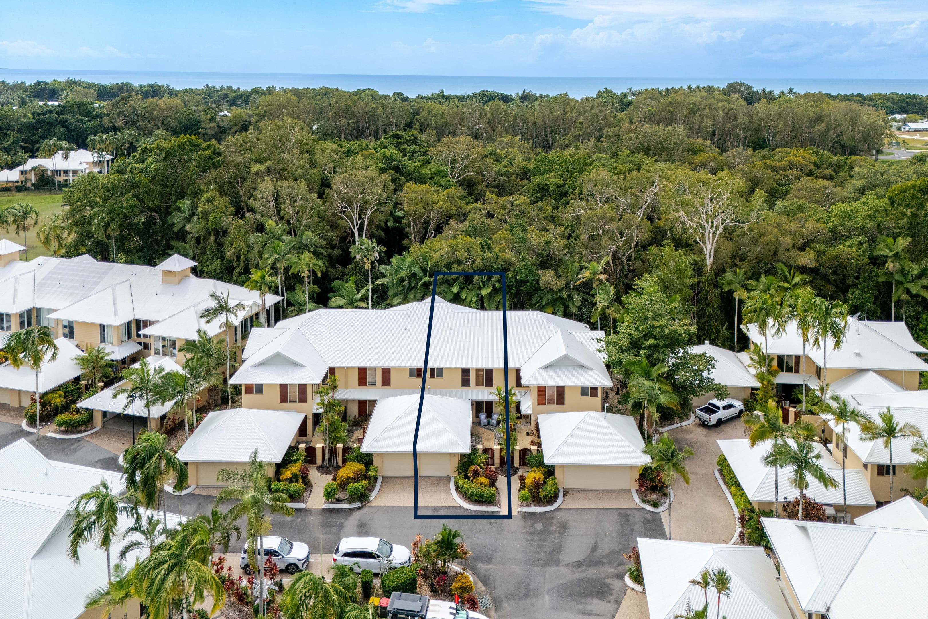 23/24-70 Nautilus Street, Port Douglas — photo 1 of 5