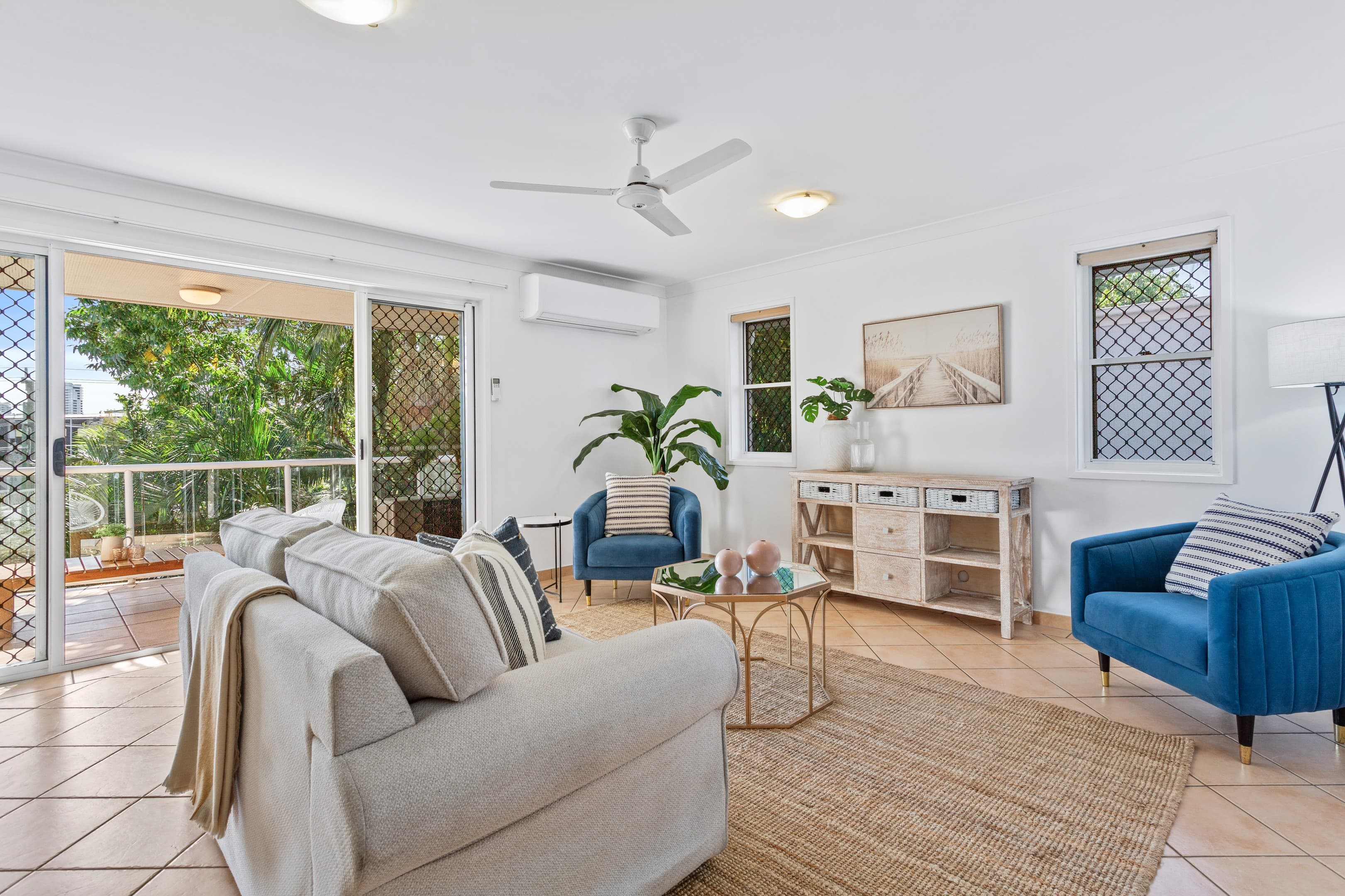 36/16 Sykes Court, Southport - Image 1