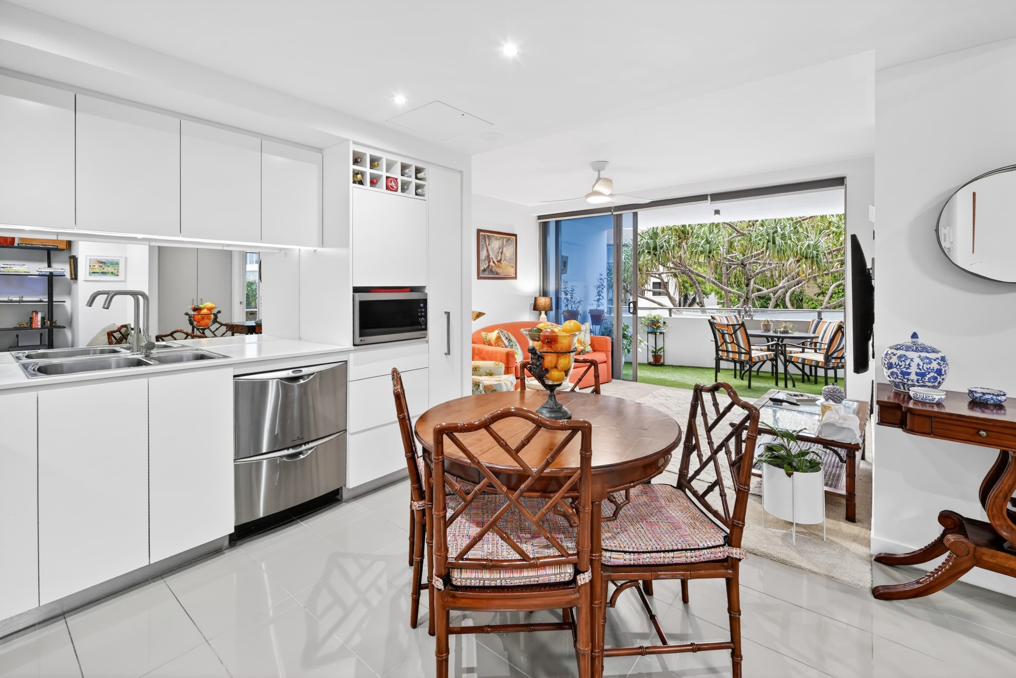 1101/438 Marine Parade, Biggera Waters, Biggera Waters sold property photo