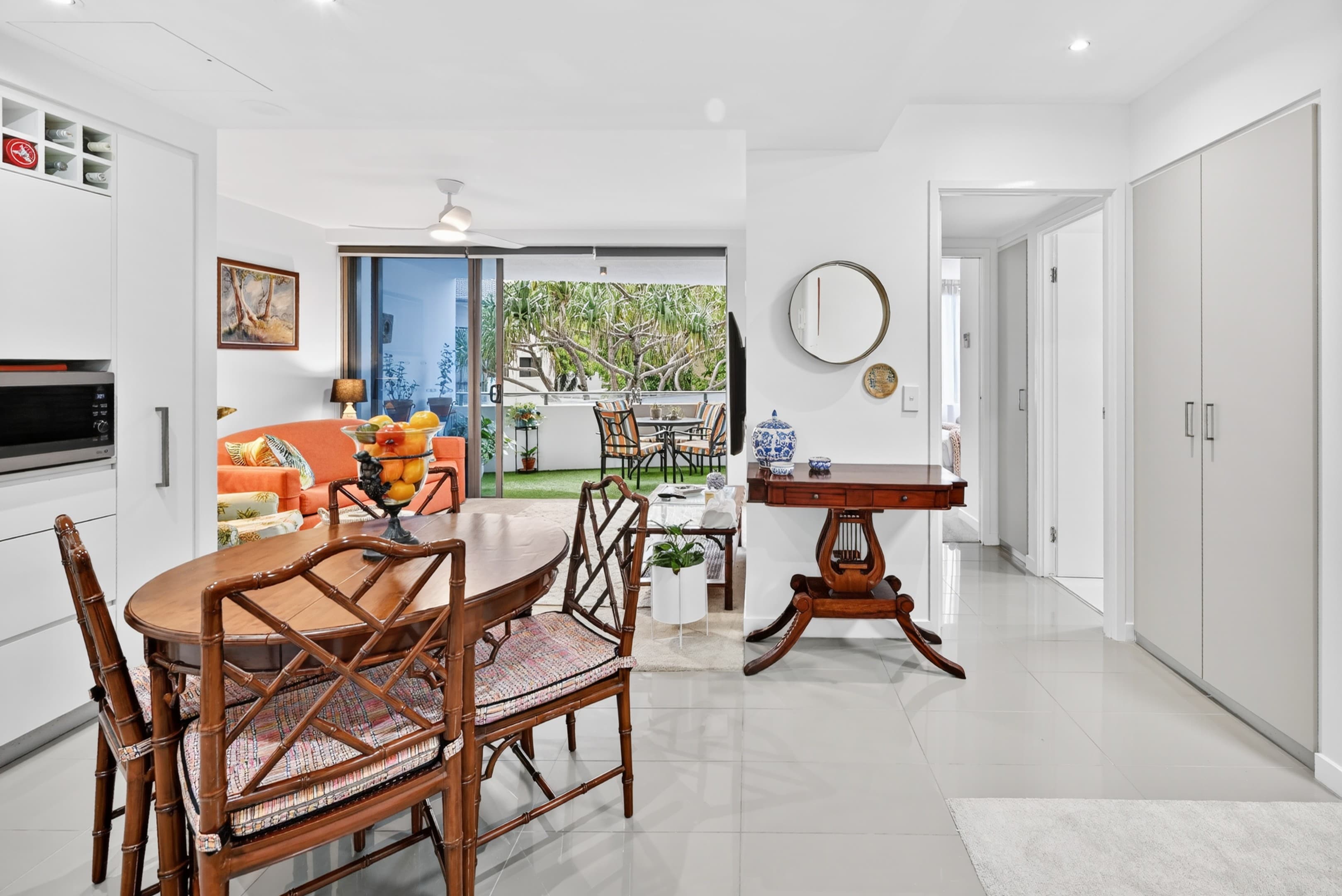 1101/438 Marine Parade, Biggera Waters - Image 1