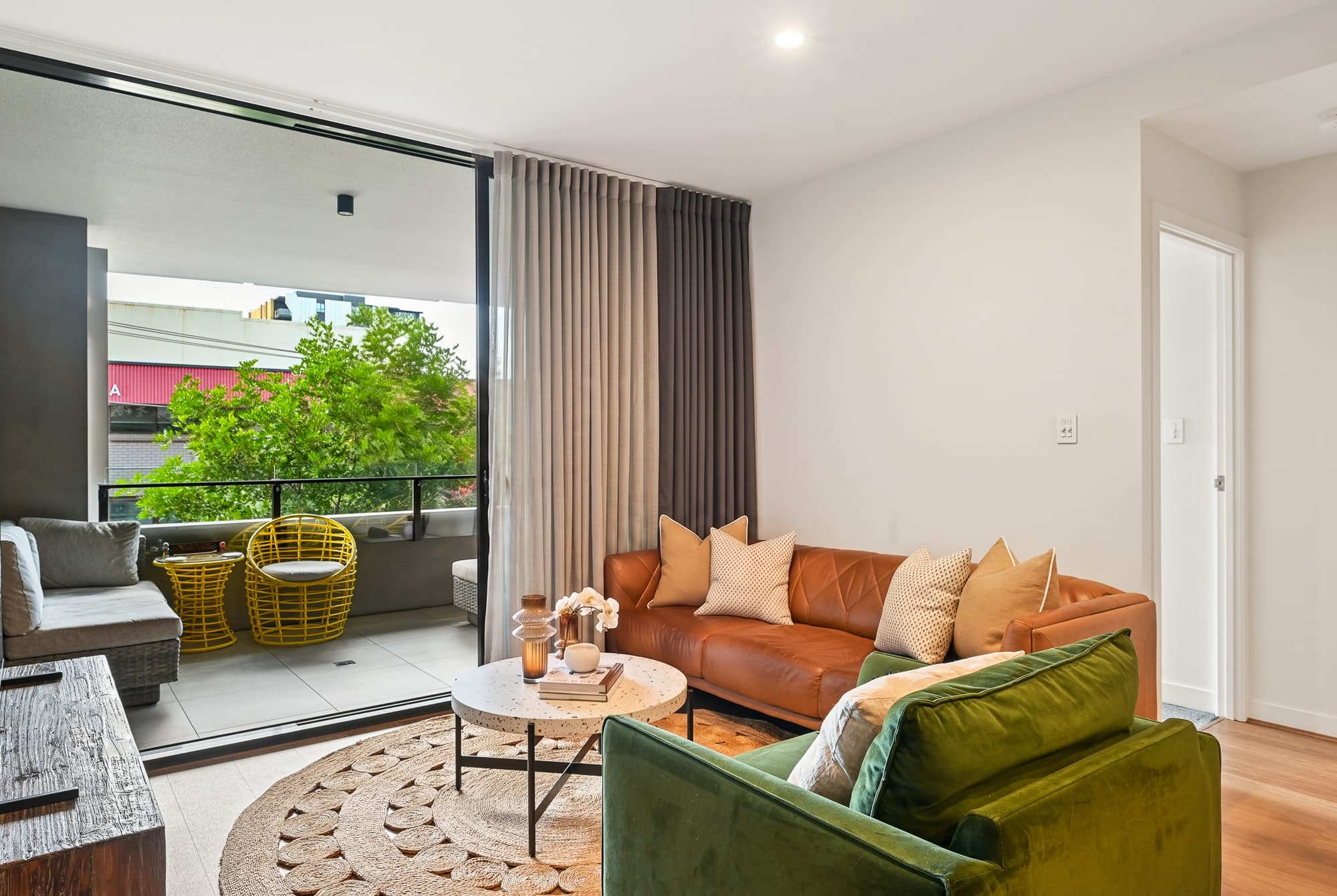 205/5 Waterloo Street, East Brisbane - Image 1