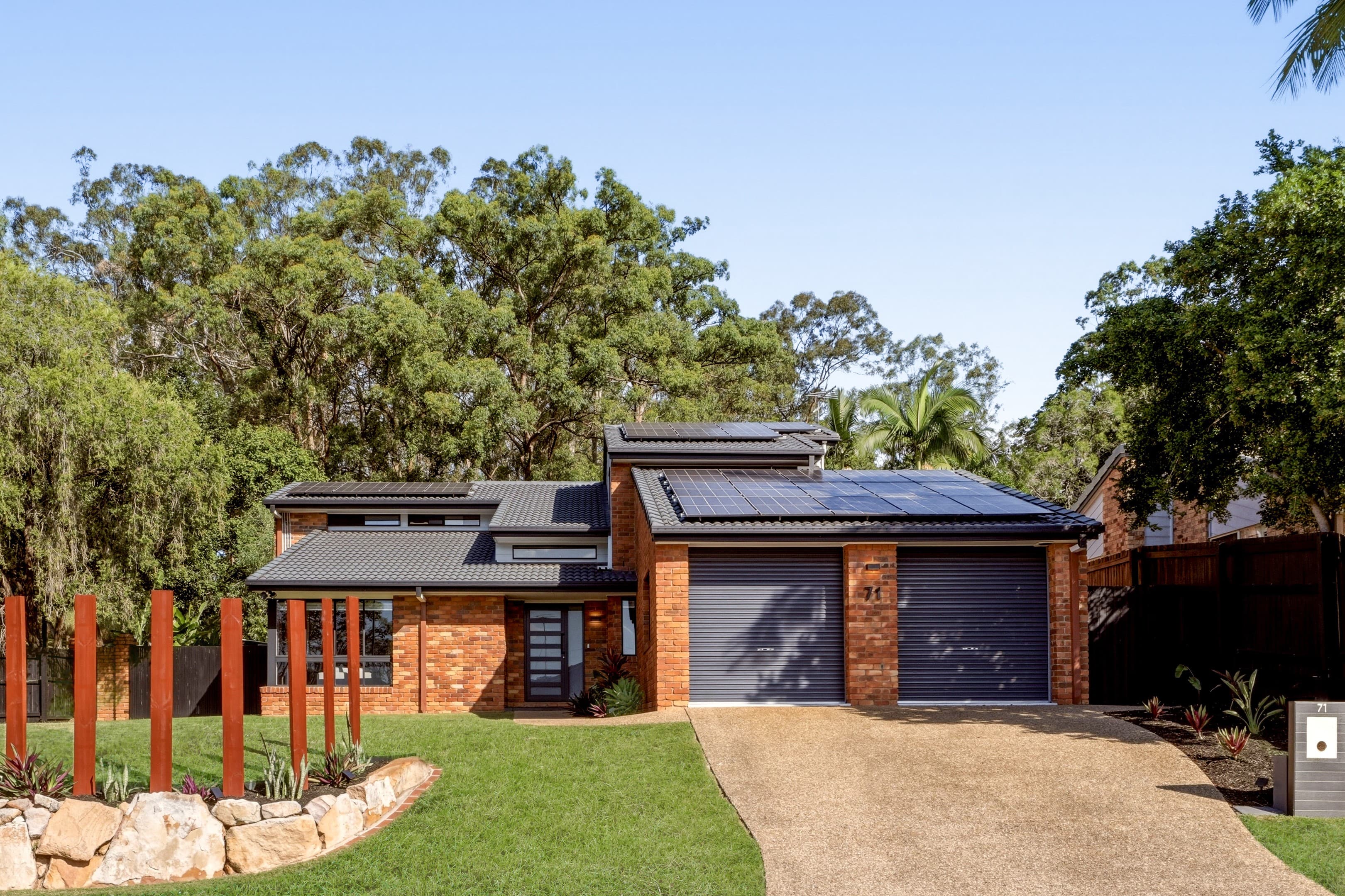 71 Wisteria Crescent, Mount Gravatt East - Image 1