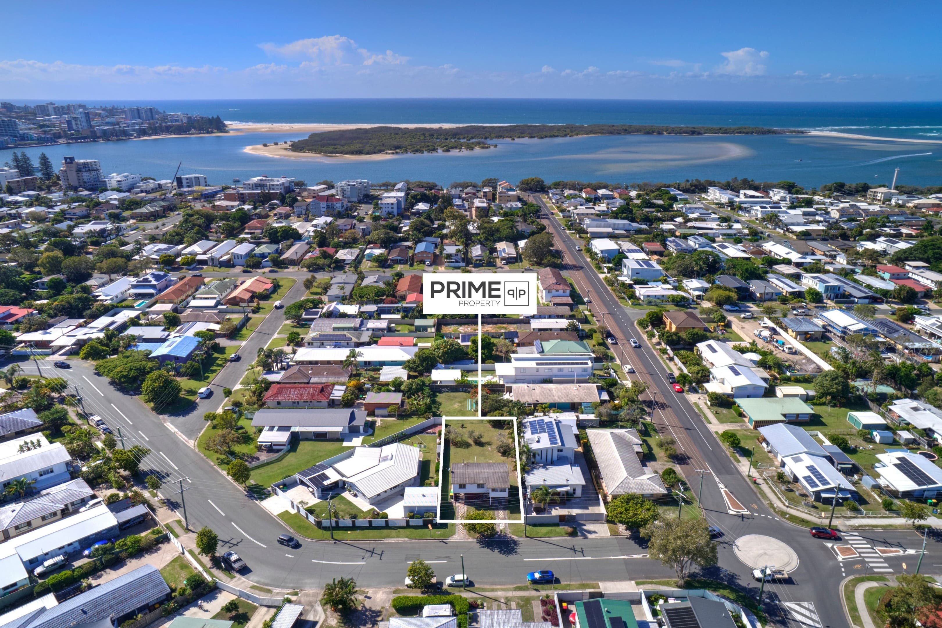 11 Blaxland Street, Golden Beach - Image 1