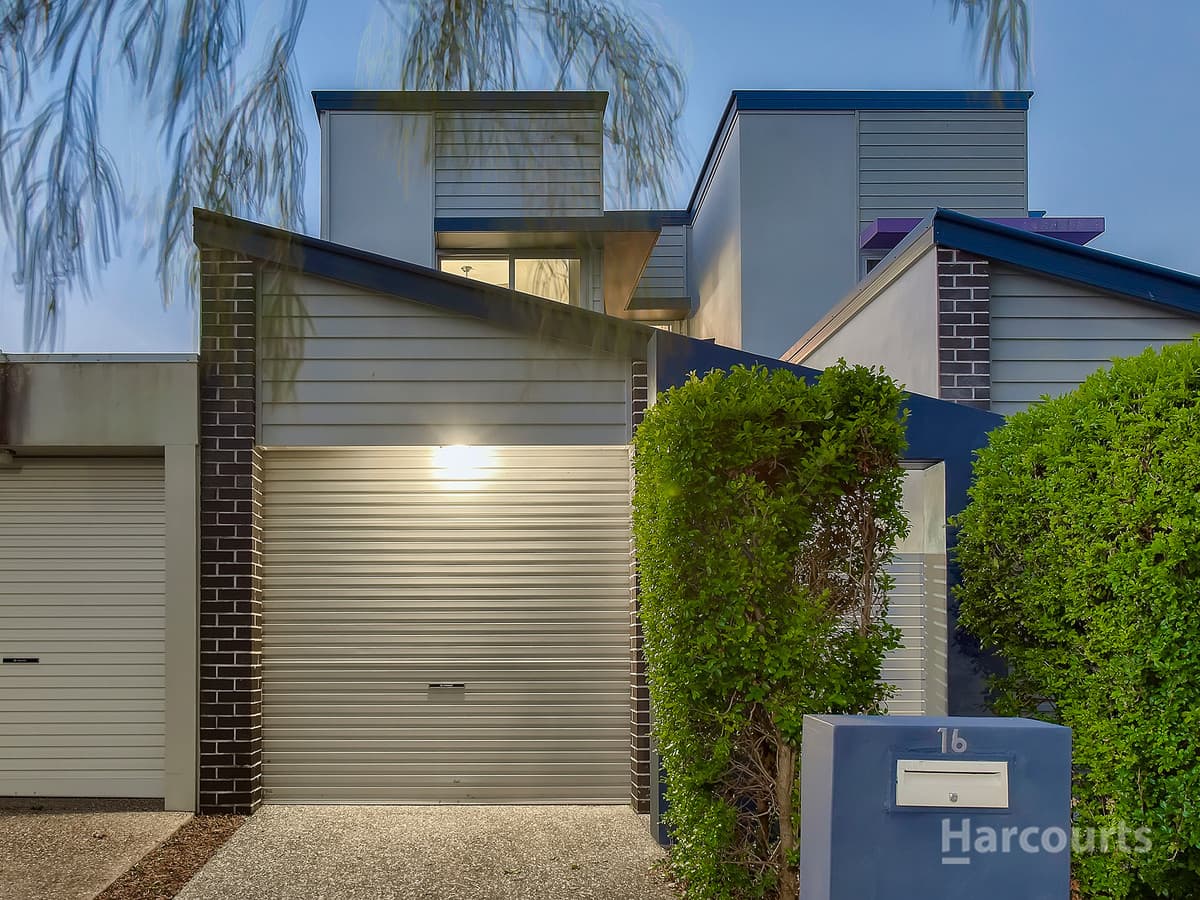 16 Cocoparra Place, Fitzgibbon - Image 1