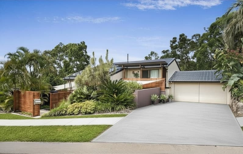 24 Stralock Street, Chapel Hill - Image 1